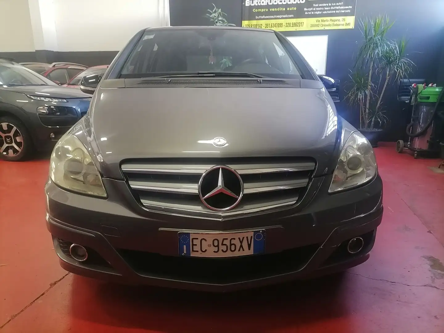 Mercedes-Benz B 180 Classe B - T245 cdi Sport FL Gris - 2
