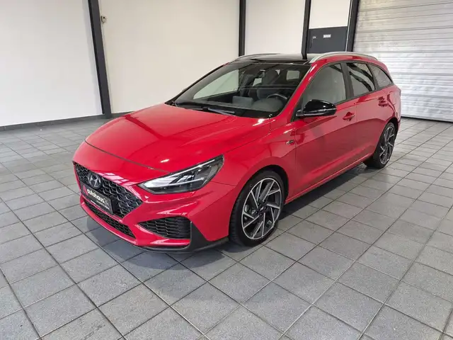 Hyundai i30 view 3