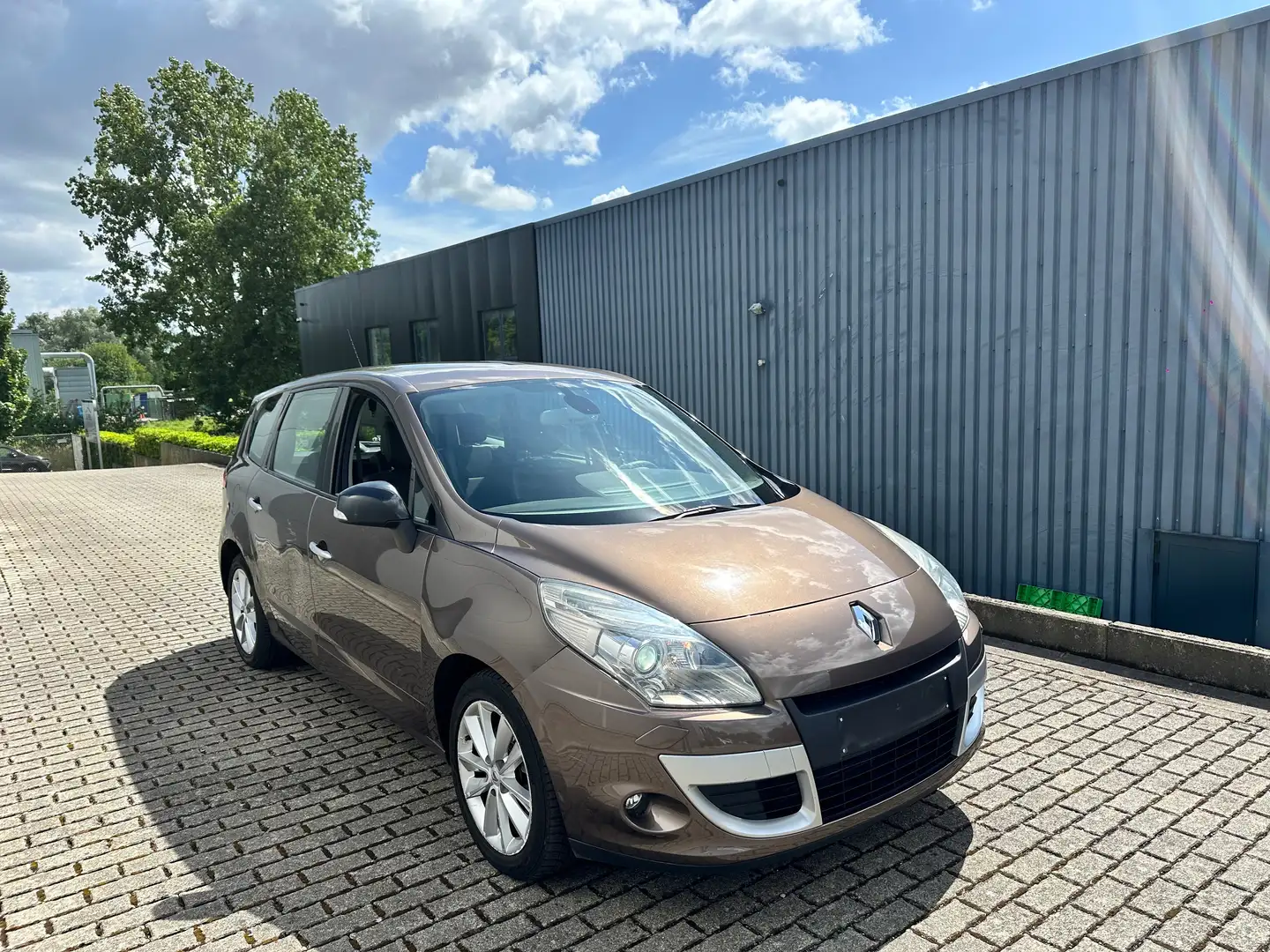 Renault Scenic Scenic 1.5 dCi *** XÉNON CUIR *** FAP Brun - 1