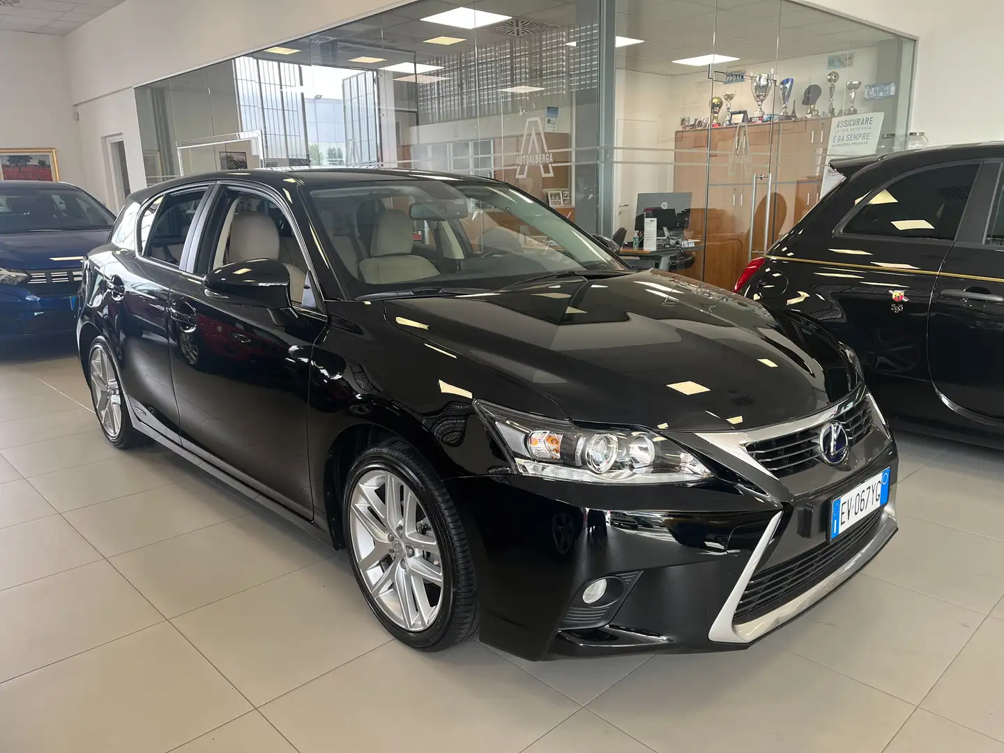 Lexus CT 200h CT 200h 1.8 hybrid Luxury cvt E6 Czarny - 1