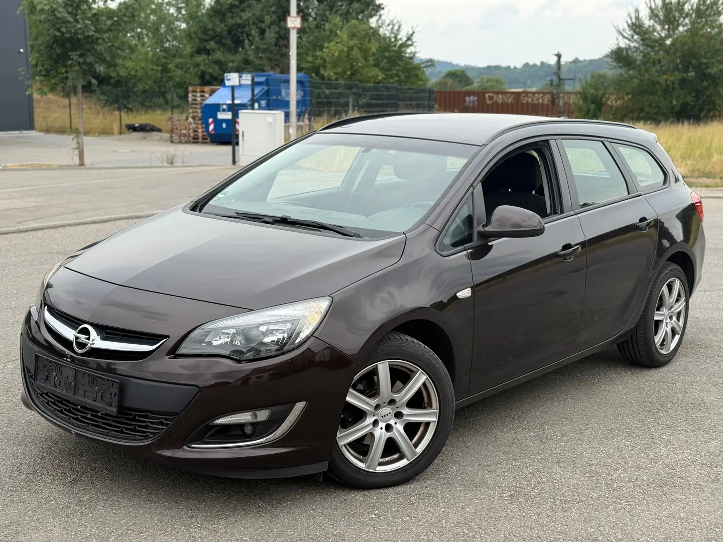 Opel Astra 1.7 CDTI DPF Sports Tourer EUR5 | TÜV 02/2026 Marrón - 2