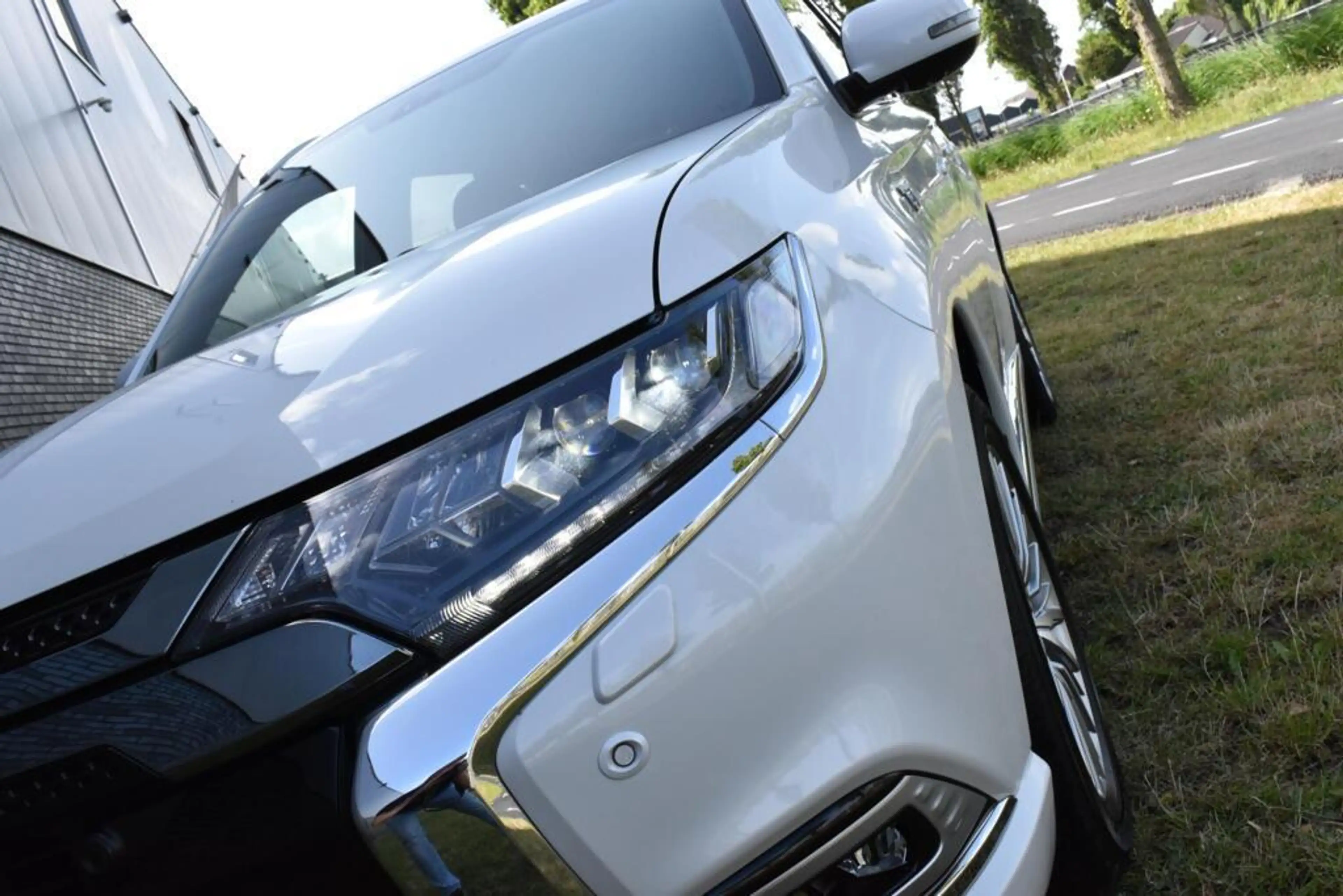 Mitsubishi Outlander 2.4 PHEV Diamand Edition 360º CAMERA/LEDER VOL!/TR — photo 33