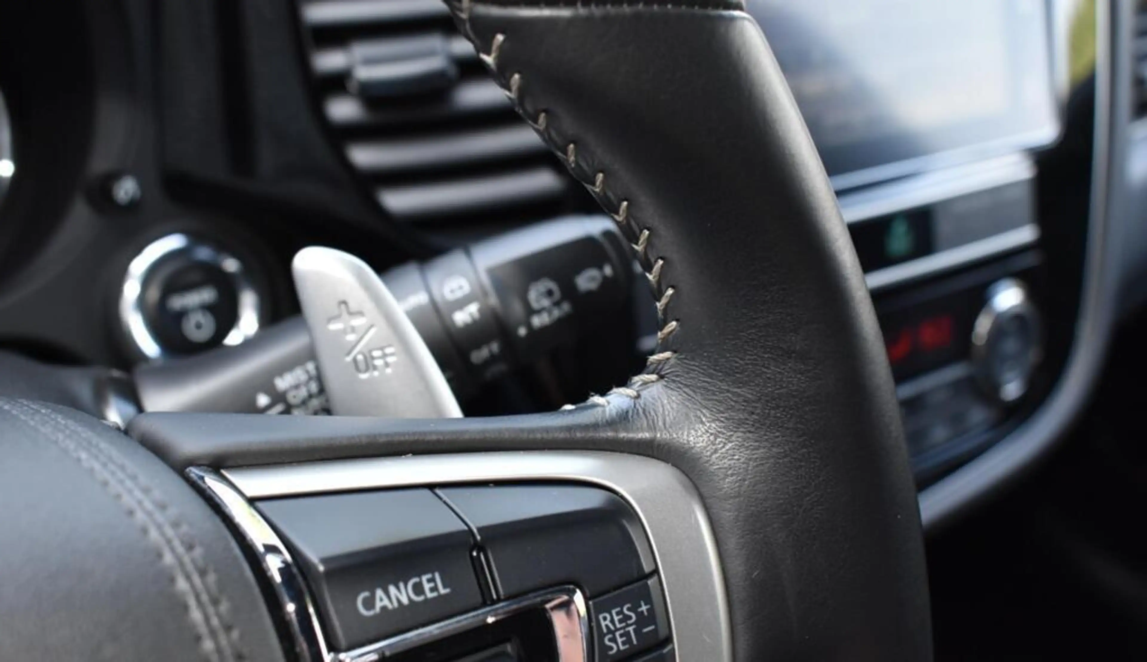 Mitsubishi Outlander 2.4 PHEV Diamand Edition 360º CAMERA/LEDER VOL!/TR — photo 32