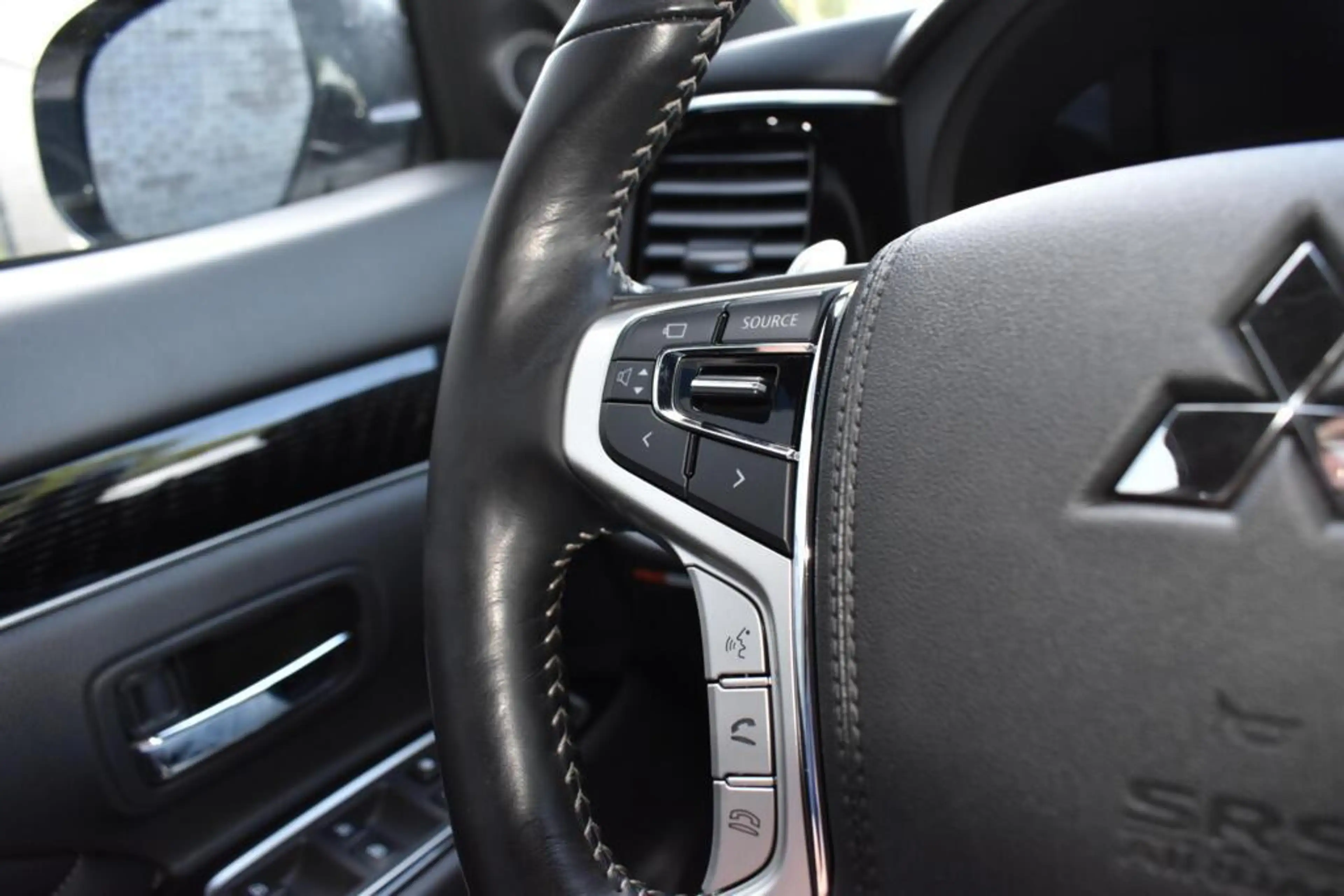 Mitsubishi Outlander 2.4 PHEV Diamand Edition 360º CAMERA/LEDER VOL!/TR — photo 13