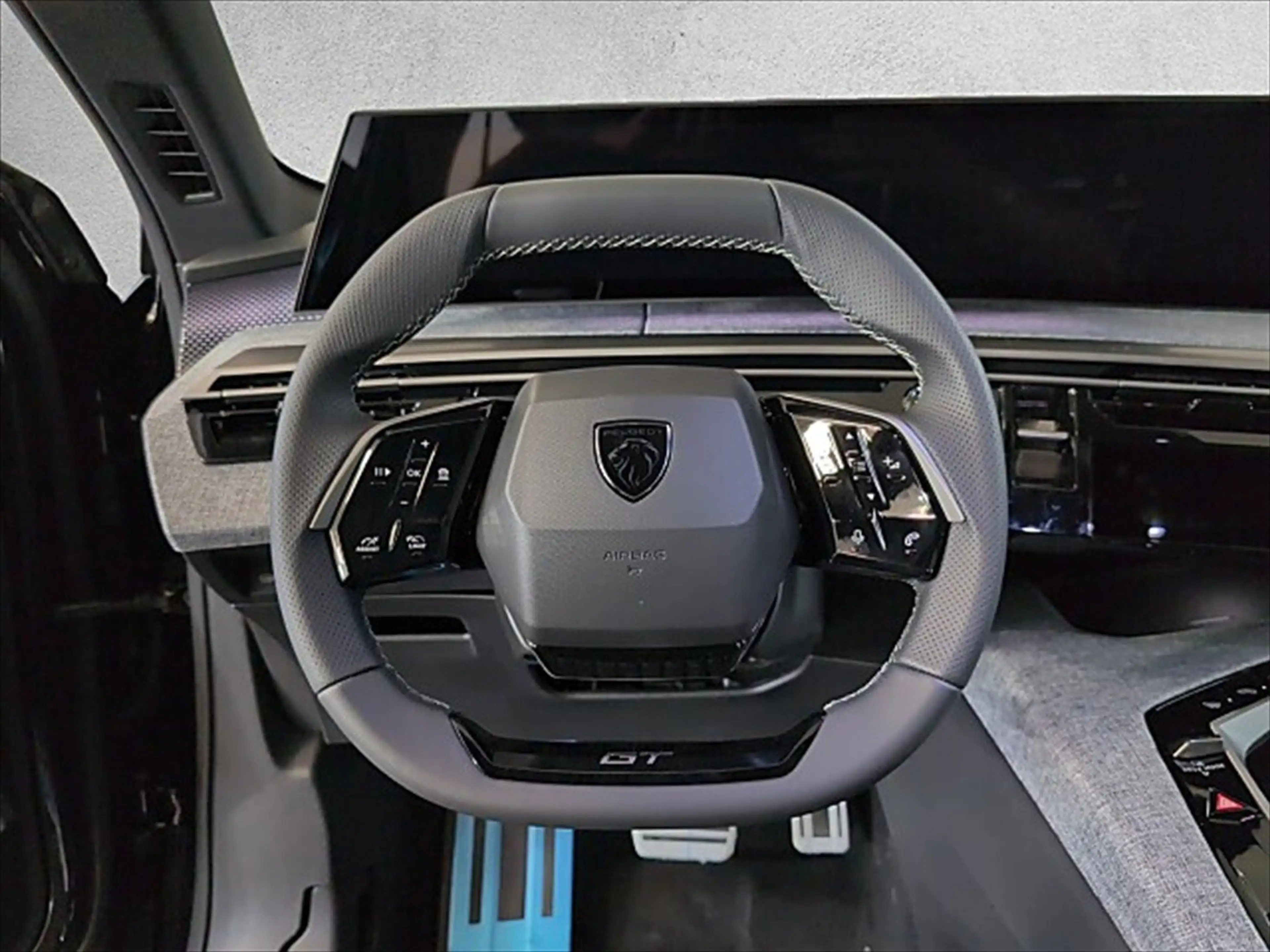 Peugeot 5008 1.2 145 GT ACC LED Navi SHZ 2xKlima Kam. — photo 9