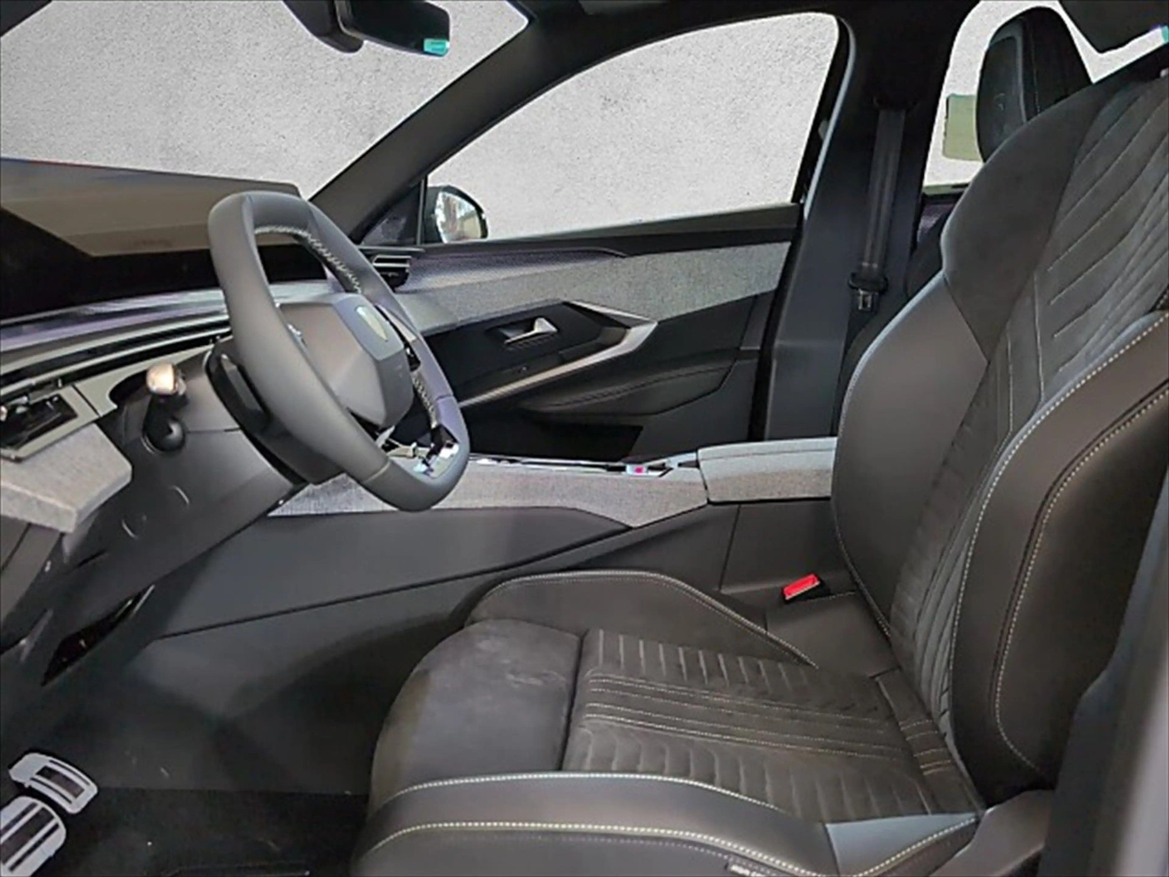 Peugeot 5008 1.2 145 GT ACC LED Navi SHZ 2xKlima Kam. — photo 6