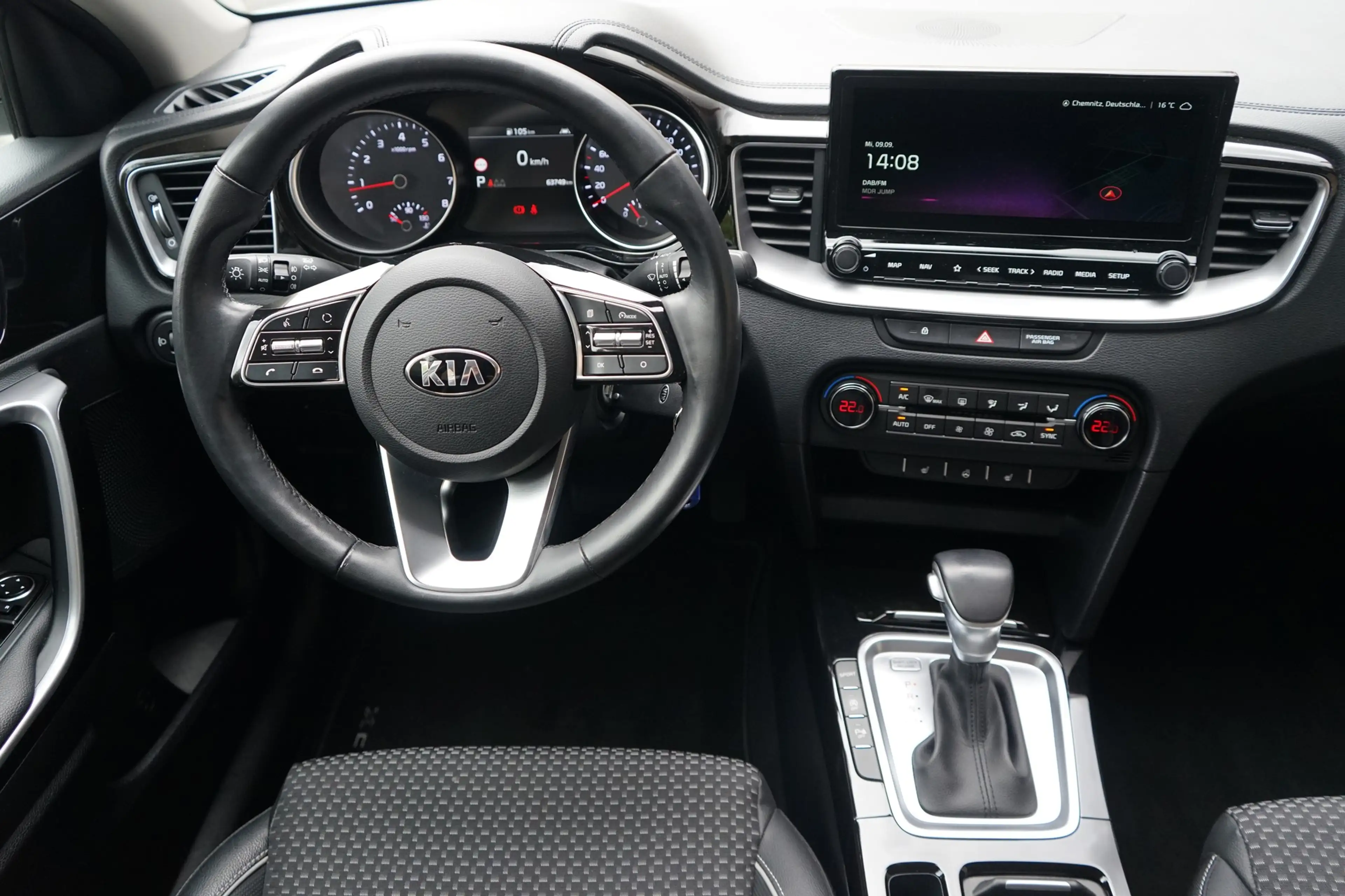Kia XCeed 1.4 T-GDI Aut. Vision LED Navi Kamera DAB — photo 11