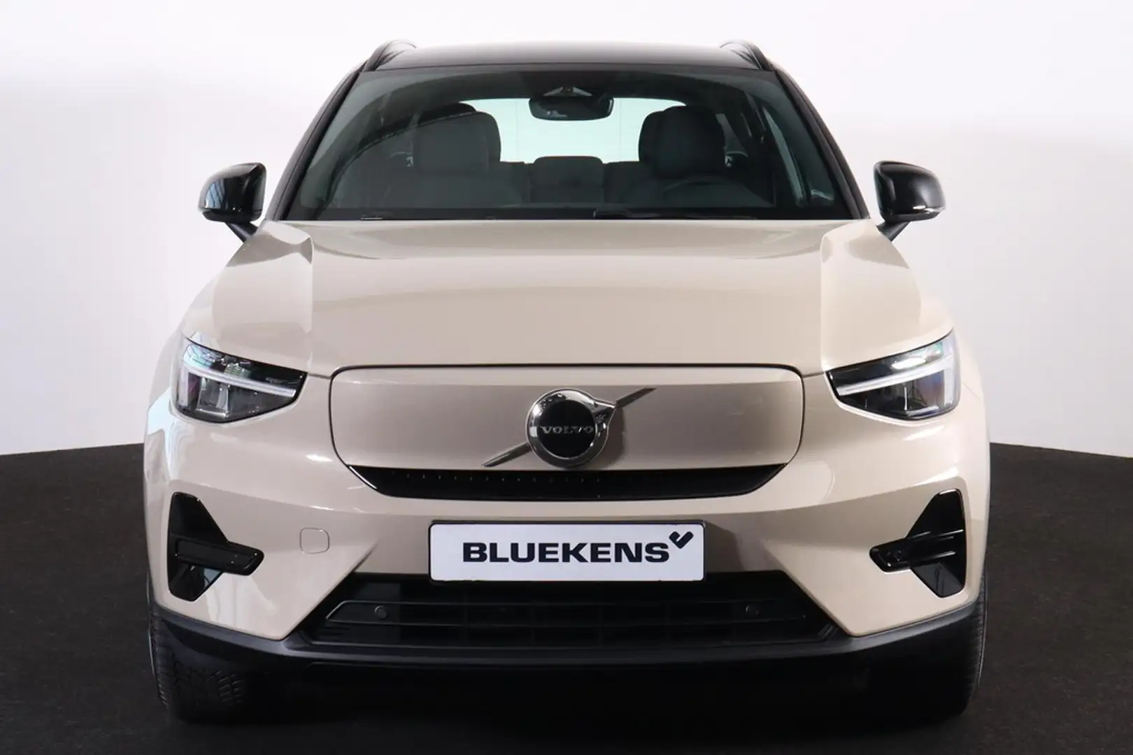 Volvo EX40 Single Motor Plus 70 kWh Plus - Intellisafe Assist Bruin - 2