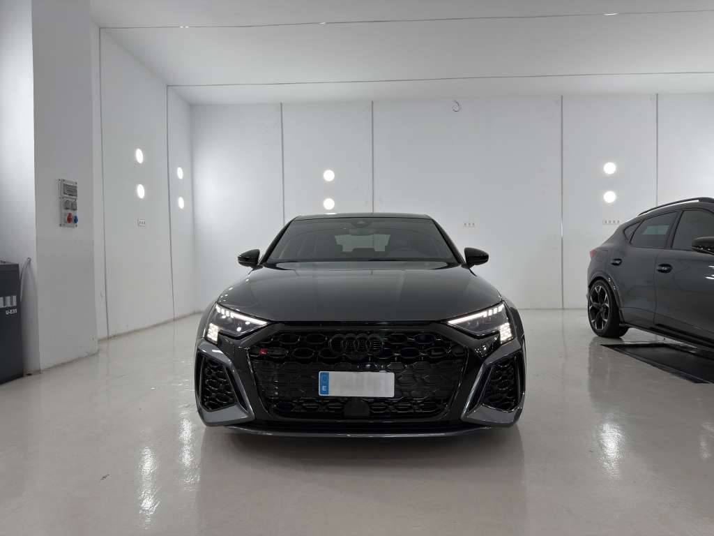 Audi RS3 Sportback quattro S tronic 294kW - foto 1