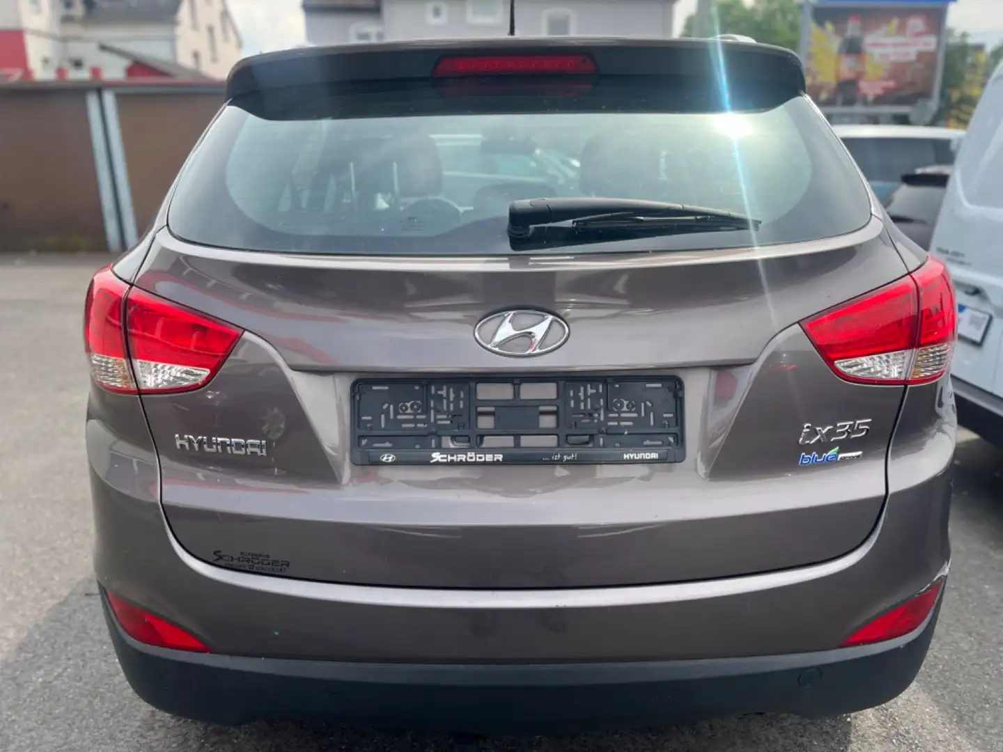 Hyundai iX35 Comfort 2WD Braun - 2