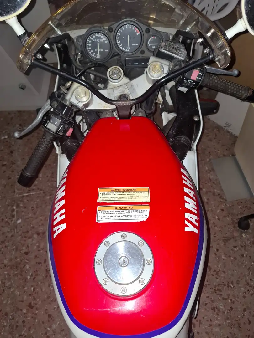Yamaha FZR 600 - 1
