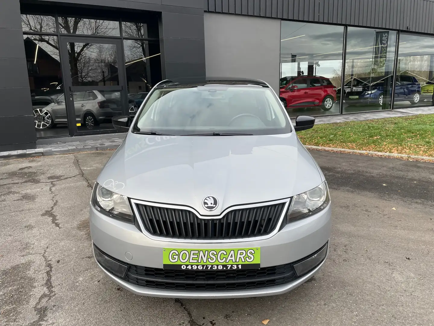 Skoda Rapid/Spaceback Rapid 1.6TDI, Clim digitale, Toit pano, GARANTIE ! Argent - 2