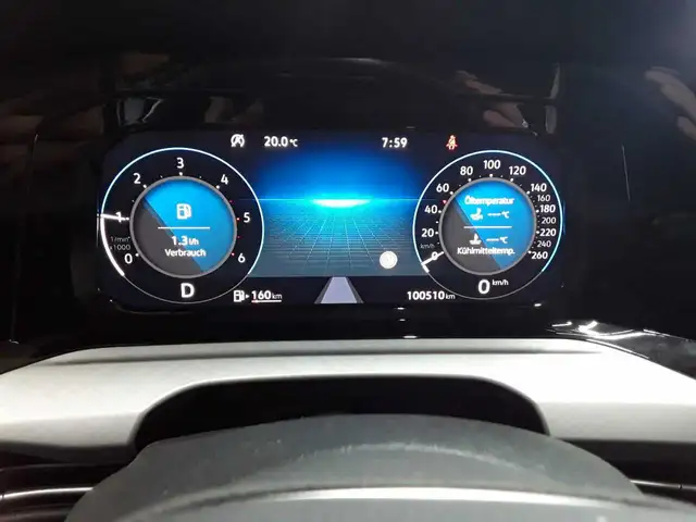 Volkswagen Golf view 11