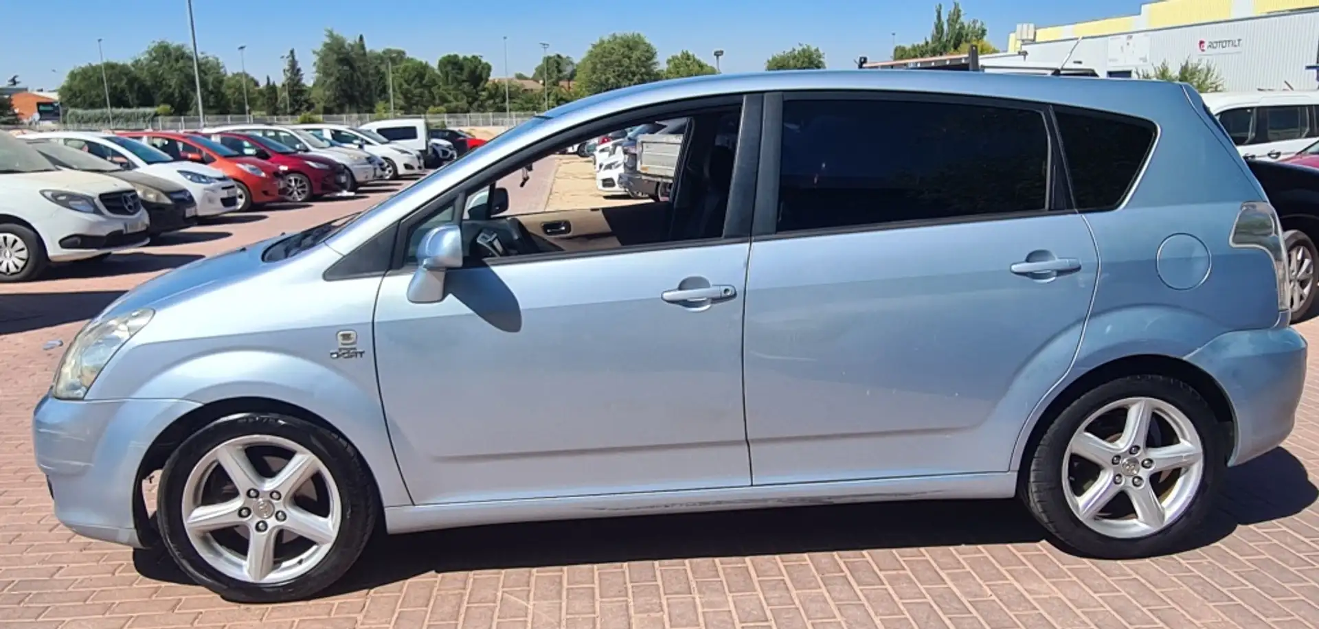Toyota Corolla Verso 2.2D4D Sport 177 Kék - 2