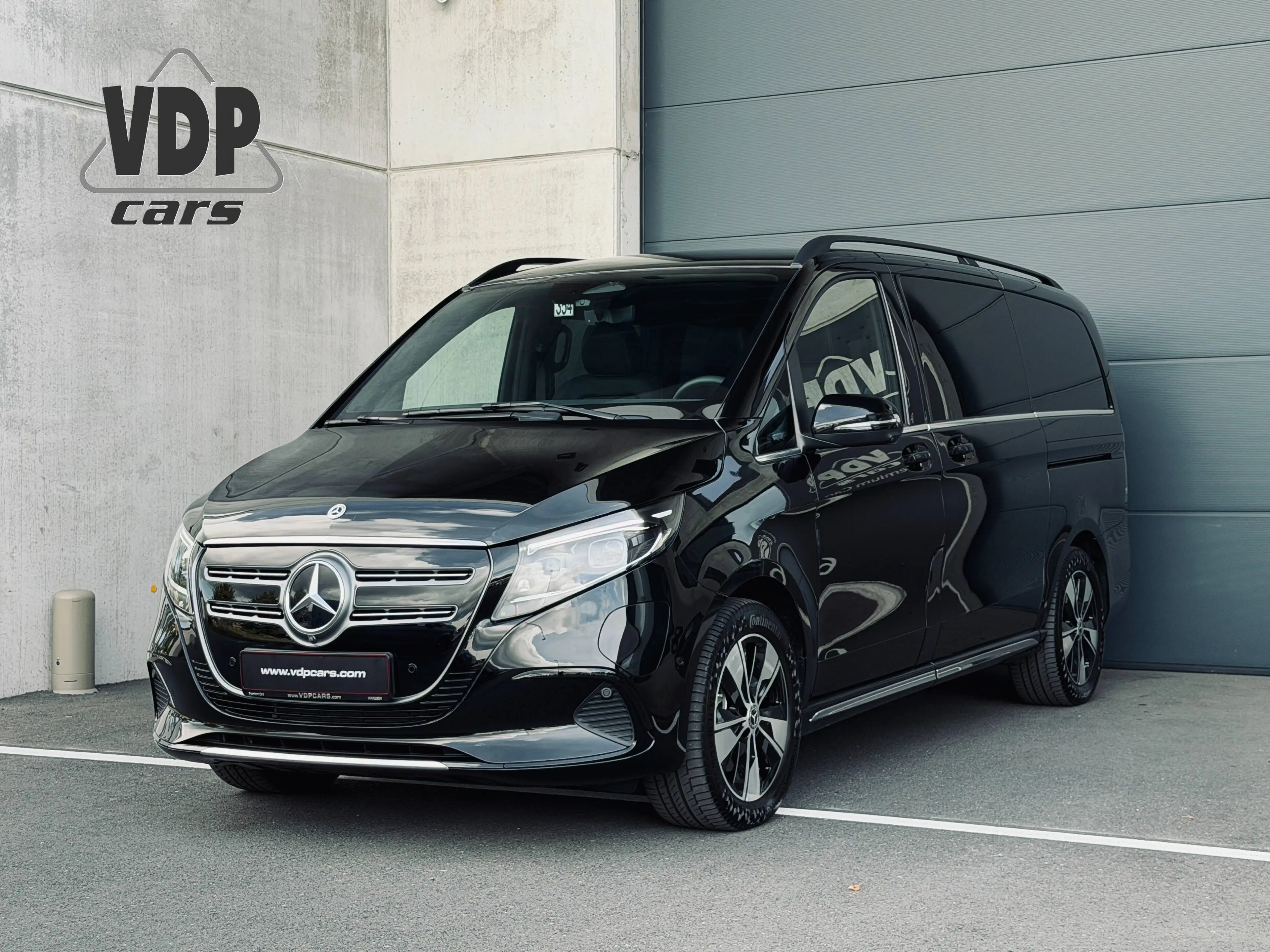 Mercedes-Benz EQV 300 FACELIFT AIRMATIC LEDER 360 PANORAMA 110KW DC