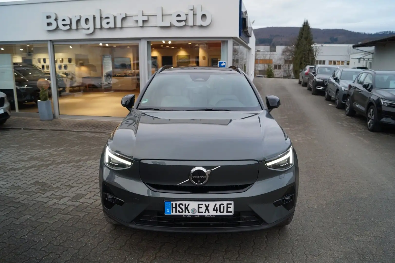 Volvo EX40 Twin AWD Ultra Dark Aut/AHK/Pixel/Microtech Grün - 1