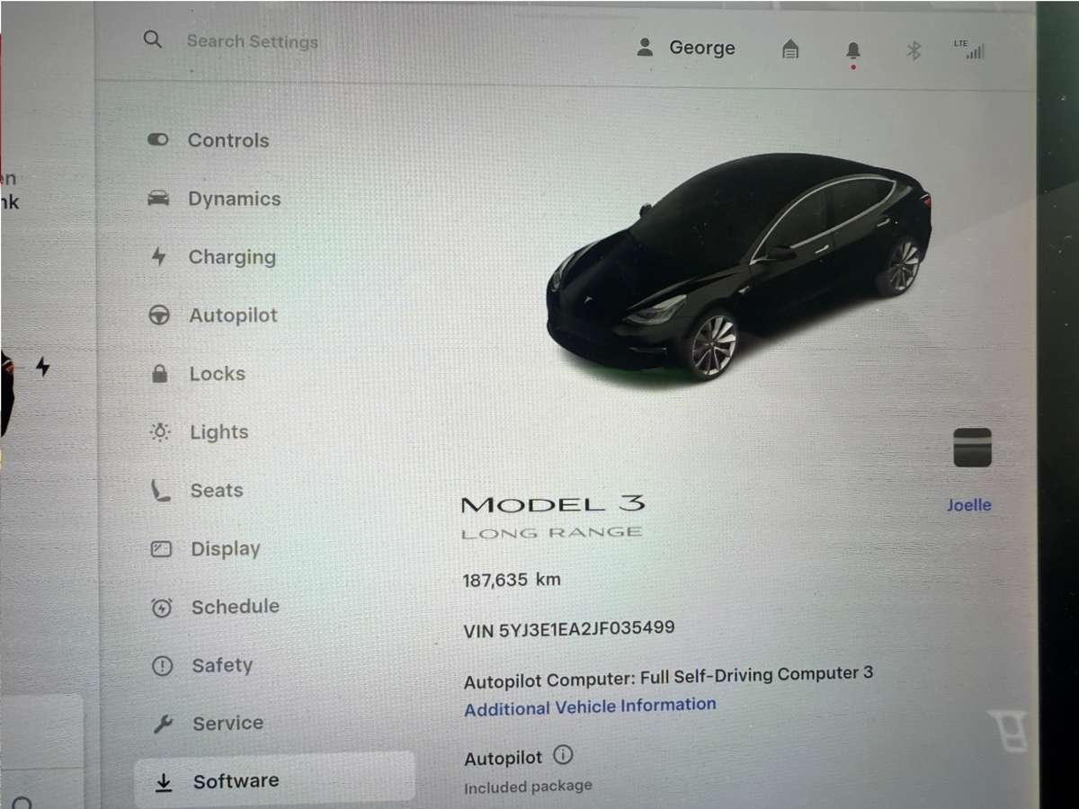 2018 Tesla Model 3 LONG RANGE! AUTOPILOT! WE FINANCE! thumb 16
