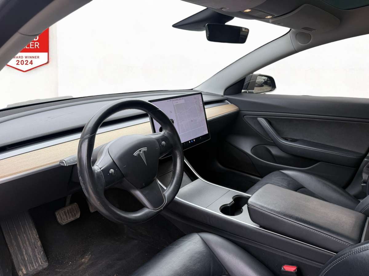 2018 Tesla Model 3 LONG RANGE! AUTOPILOT! WE FINANCE! thumb 14