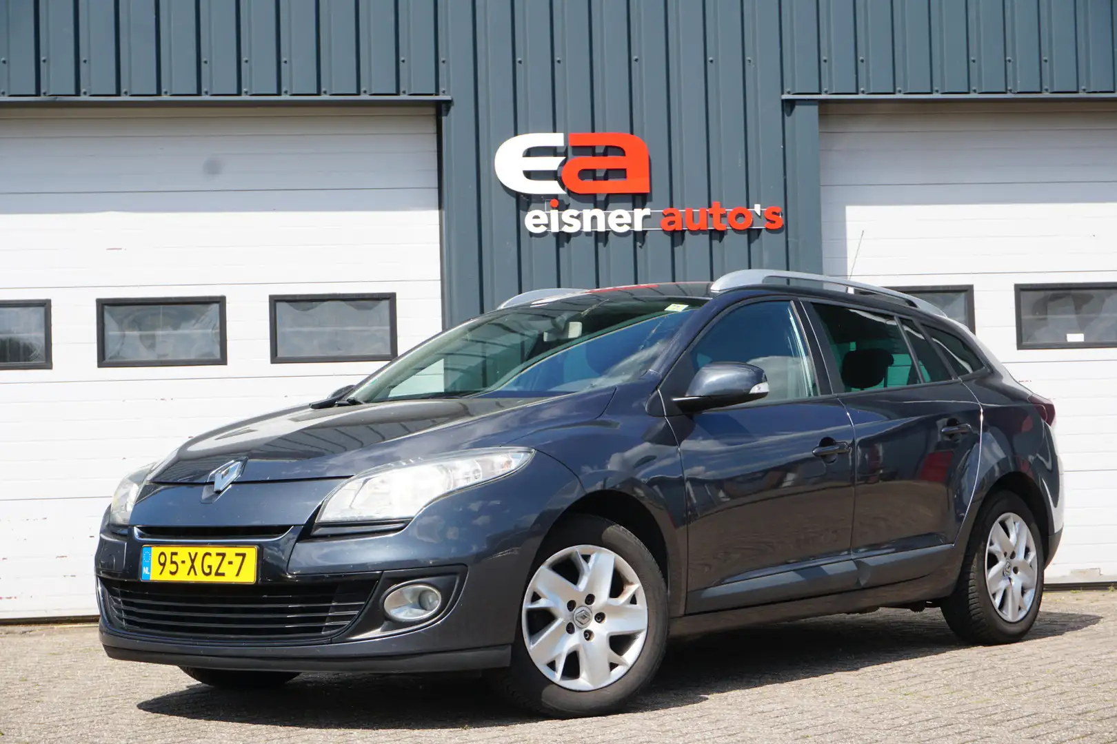 Renault Megane Estate 1.5 dCi Expression | NAVI | ECC |  CRUISE | Gris - 1