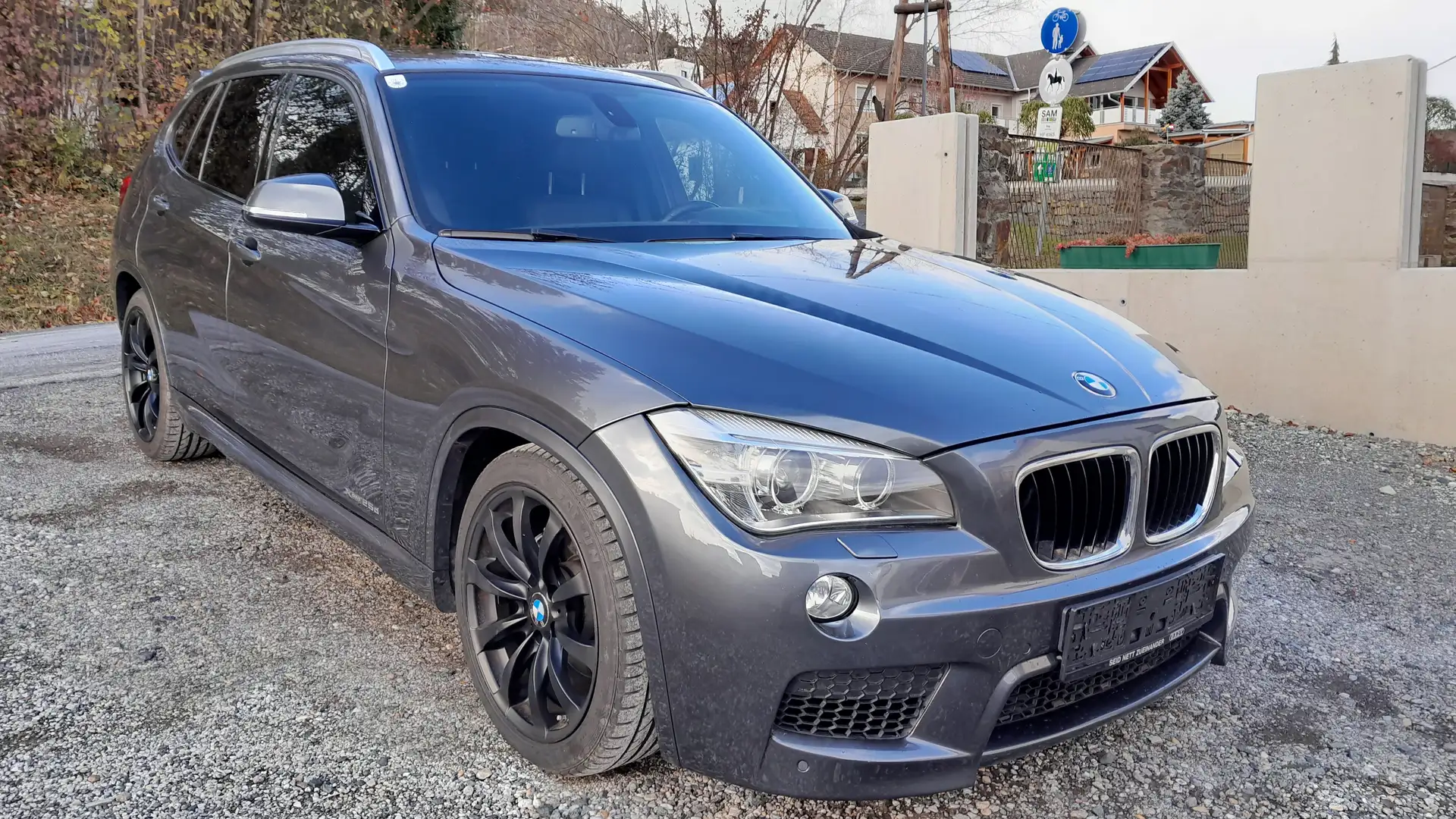 BMW X1 X1 xDrive25d Grau - 1