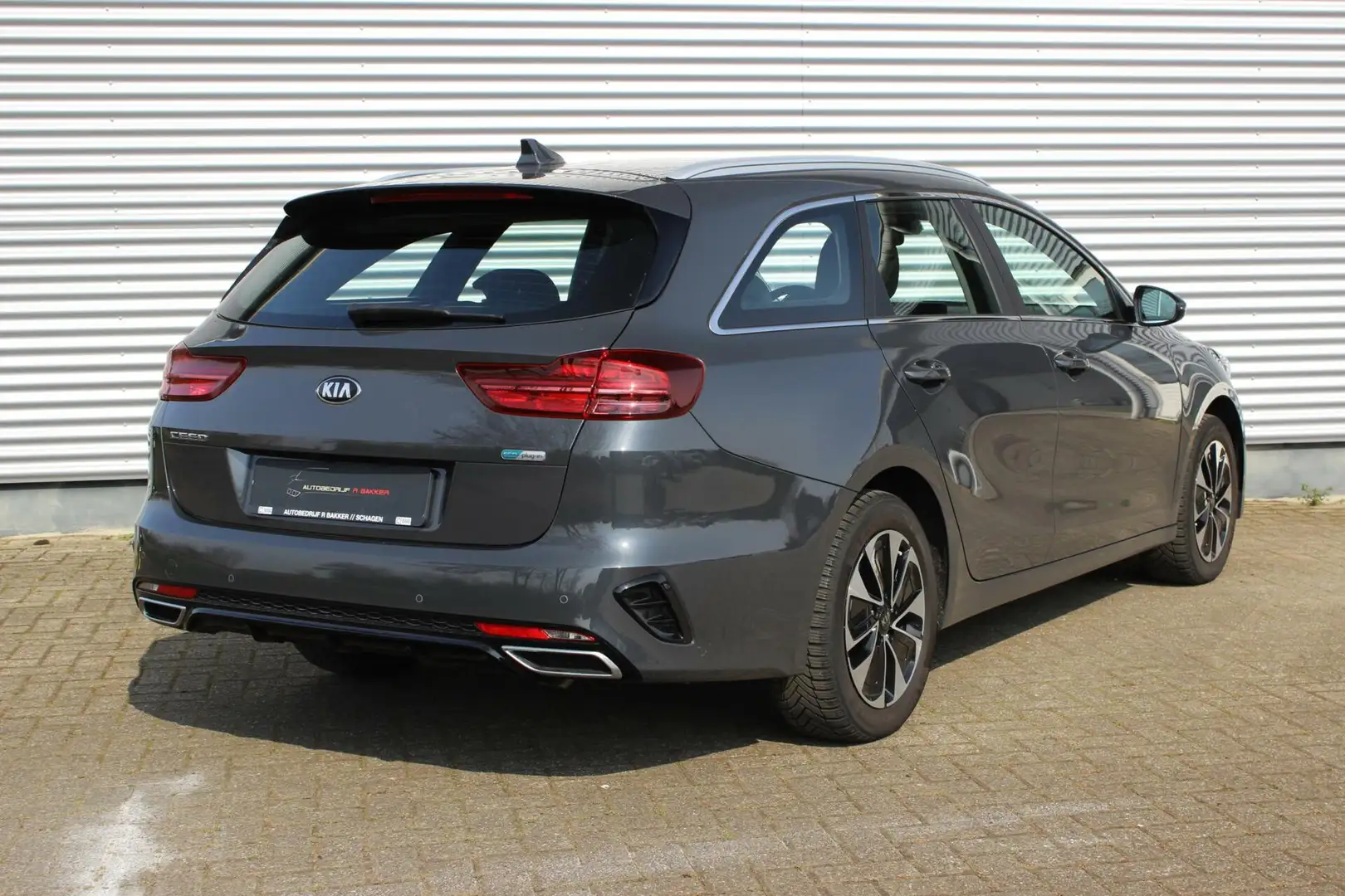 Kia Ceed SW / cee'd SW Sportswagon 1.6 GDI PHEV Vision // KIA Garantie 07 Grijs - 2