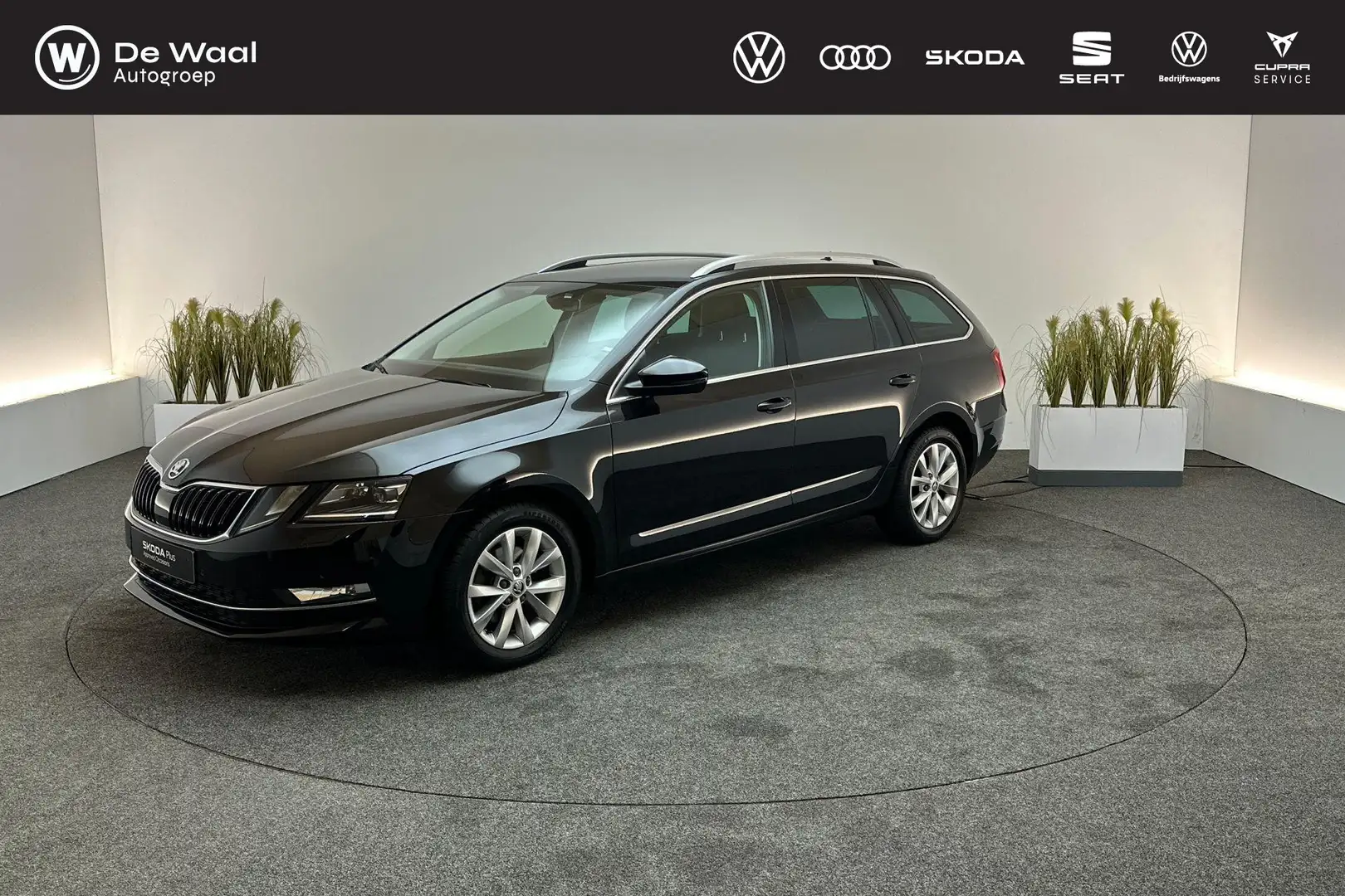 Skoda Octavia Combi 1.0 TSI 115pk GreenTec Style | Navigatie, Ap Schwarz - 1