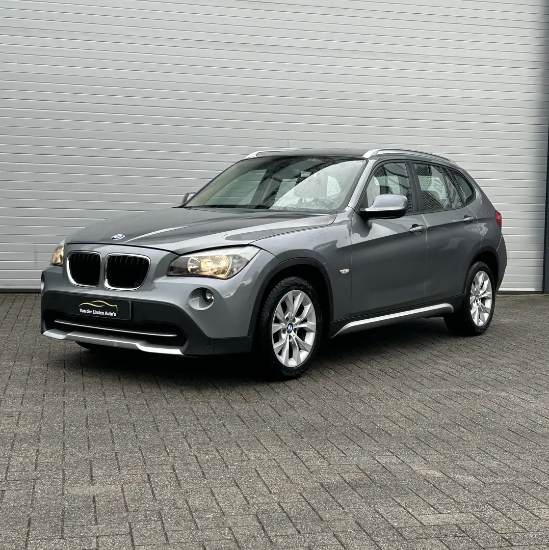 BMW X1 Gris - 1