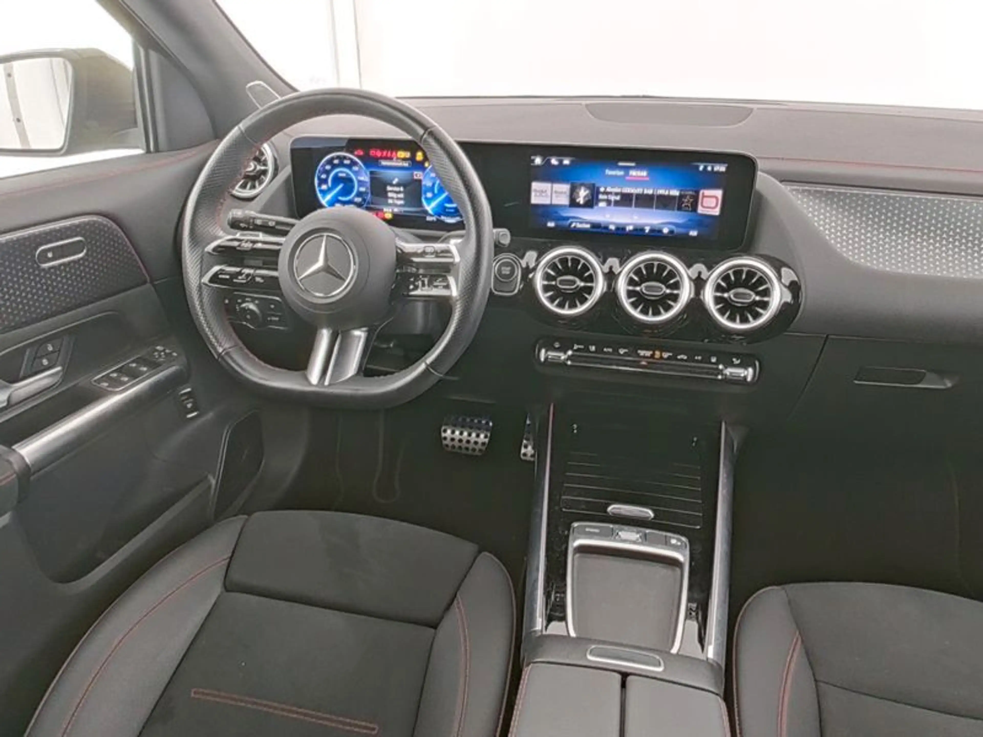 Mercedes-Benz EQA 250+ AMG+BURM+NIGHT+TOTW+AMBIENTE+360+STDHZ — photo 6