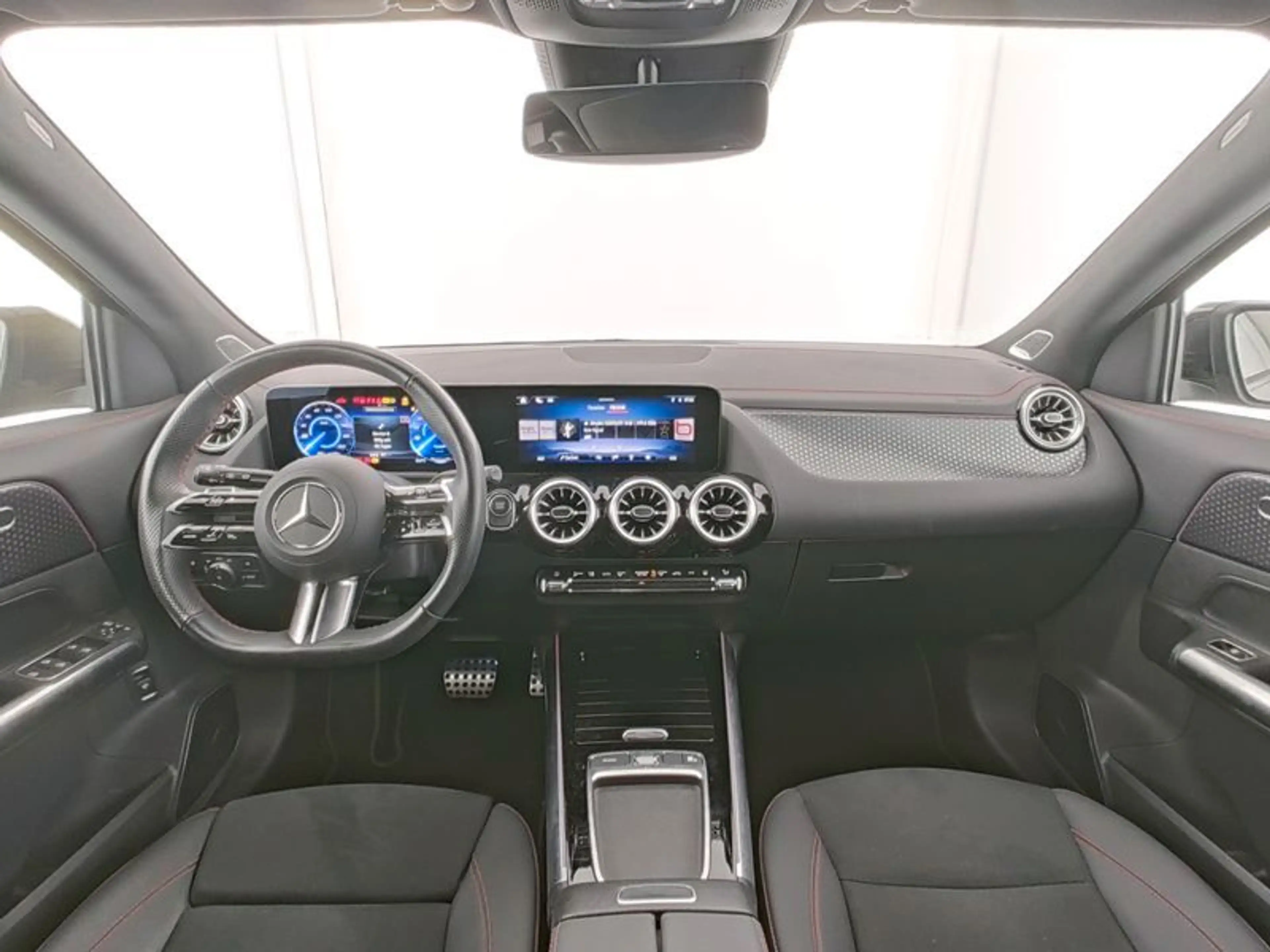 Mercedes-Benz EQA 250+ AMG+BURM+NIGHT+TOTW+AMBIENTE+360+STDHZ — photo 7