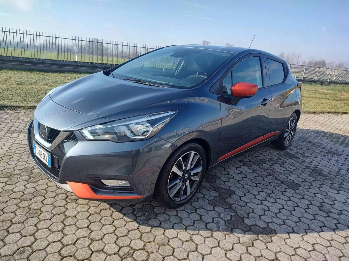 Nissan Micra 0.9 IG-T 12V 5 porte N-Connecta Grau - 1
