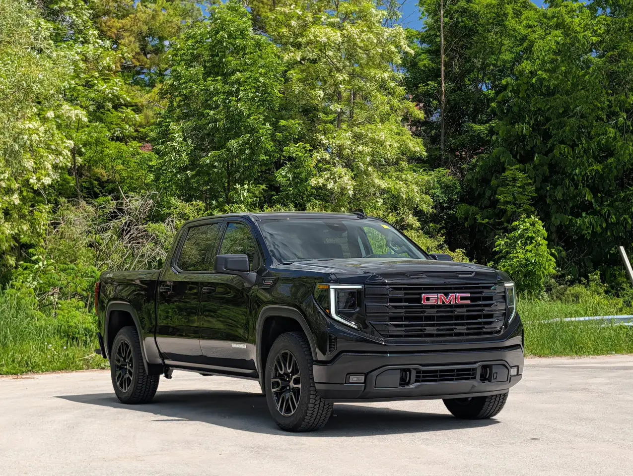 GMC Sierra 1500 снимка GMC Sierra 1500