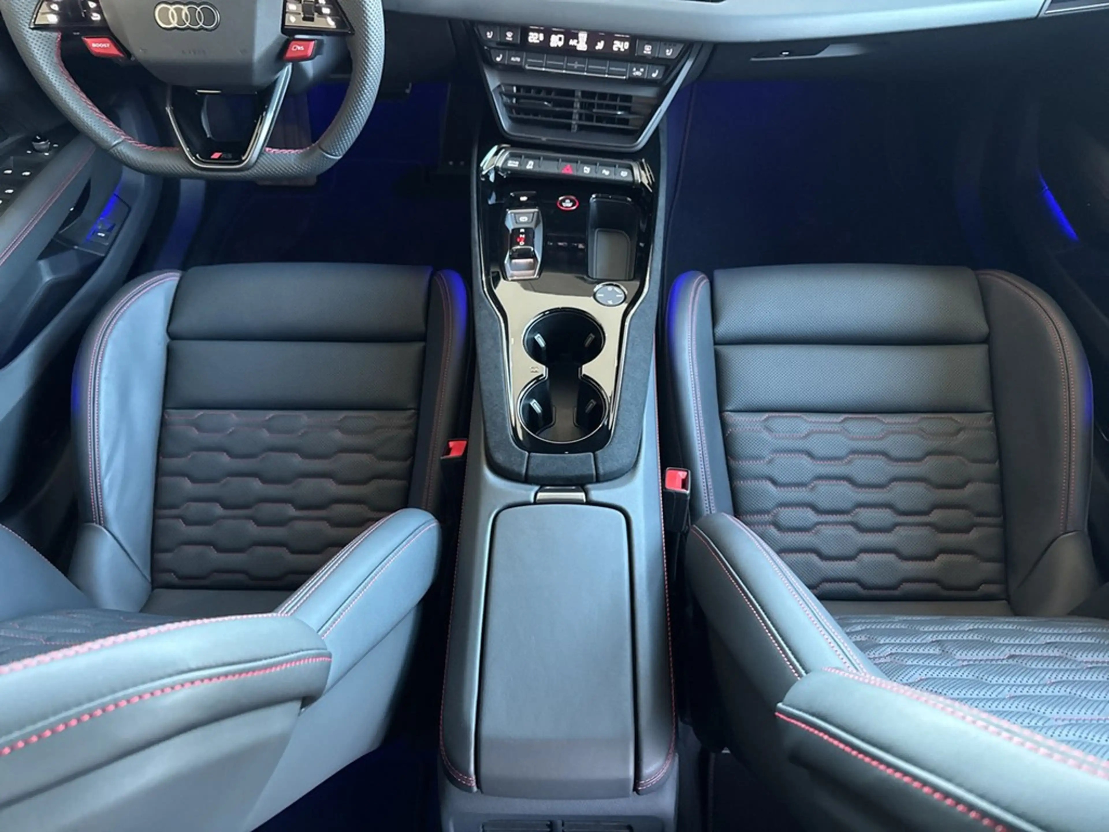 Audi RS e-tron GT 570 kW — photo 9