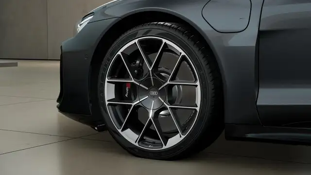 Audi E-Tron GT view 5