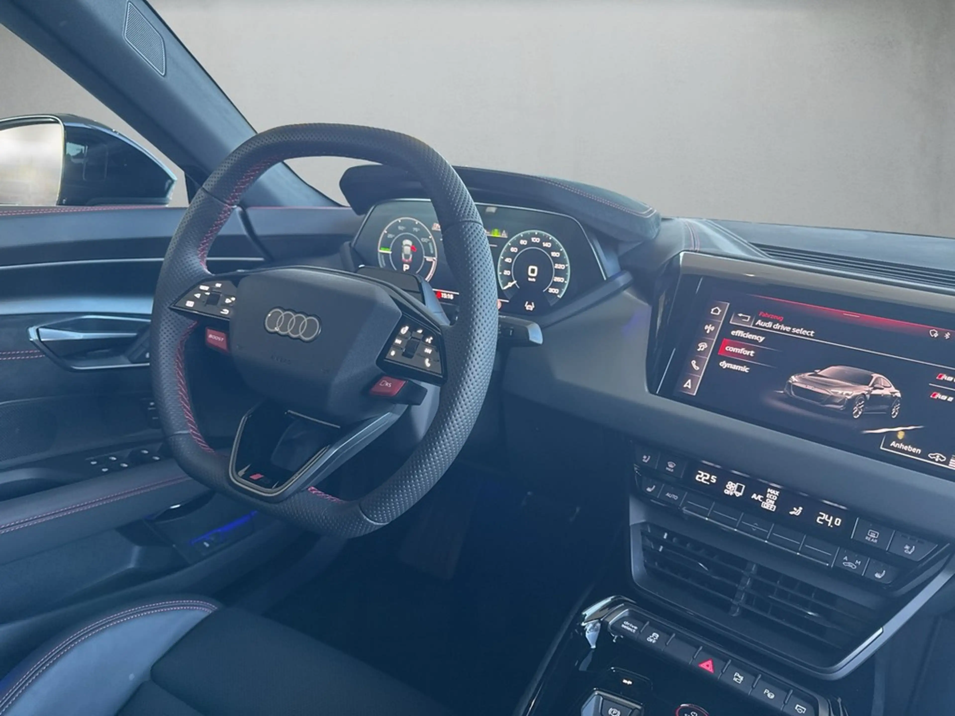 Audi RS e-tron GT 570 kW — photo 7