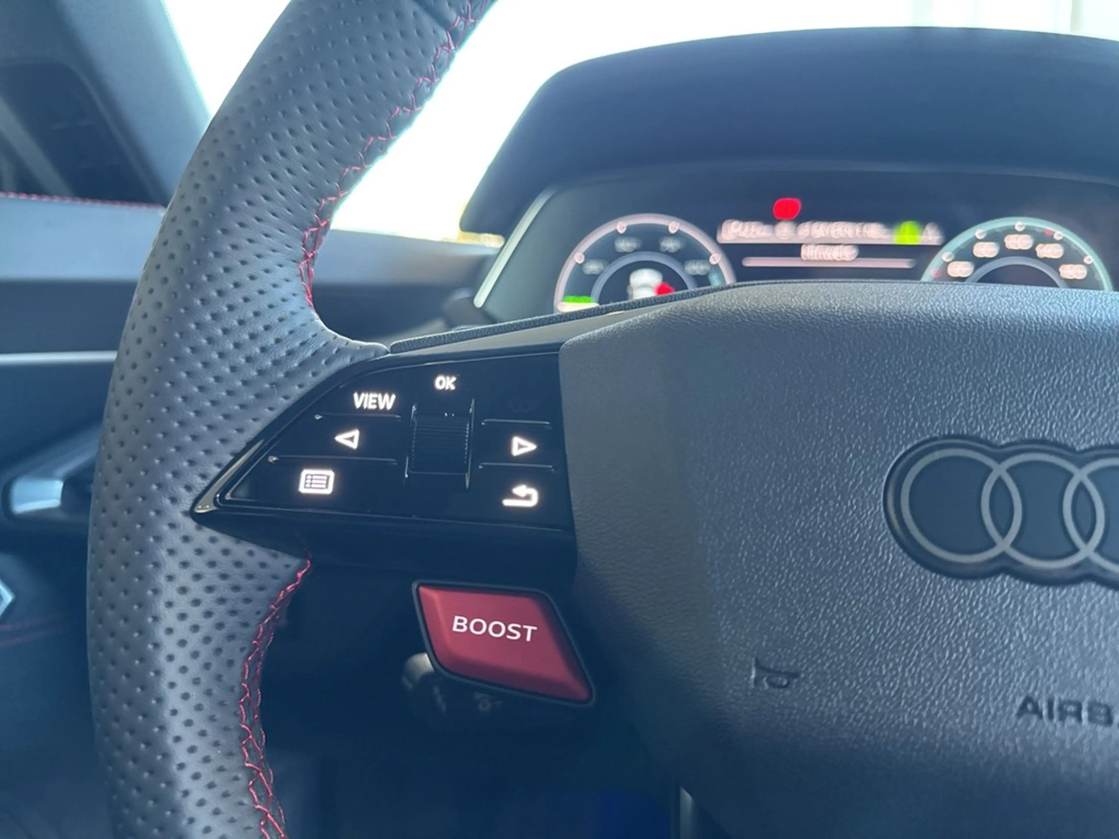 Audi RS e-tron GT 570 kW — photo 15