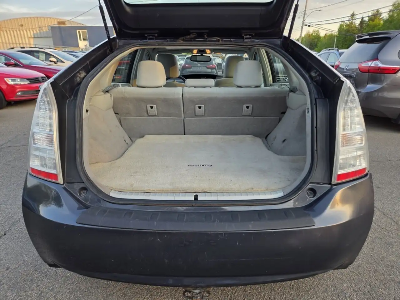 Toyota Prius снимка Toyota Prius