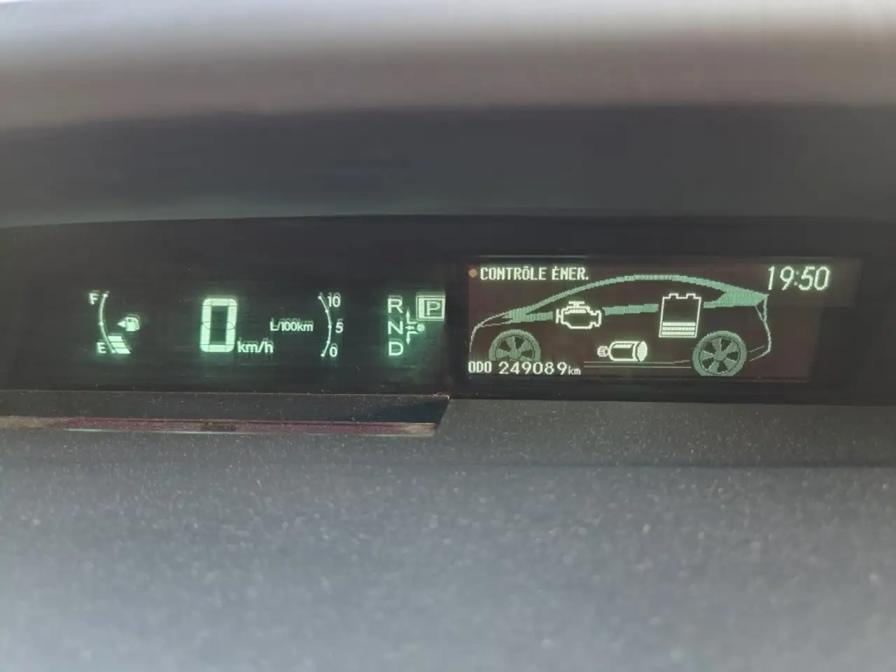 Toyota Prius снимка Toyota Prius