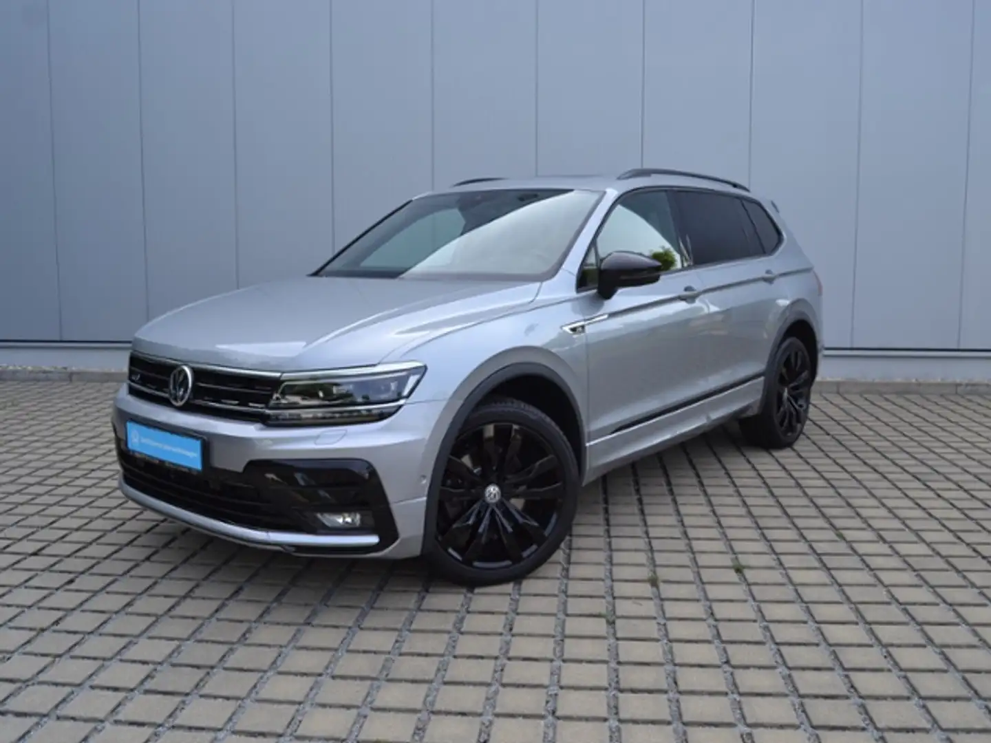Volkswagen Tiguan Allspace 2.0 TDI 240 PS 4M DSG VOLL R-Line BLACK-STYLE/AHK Silber - 2