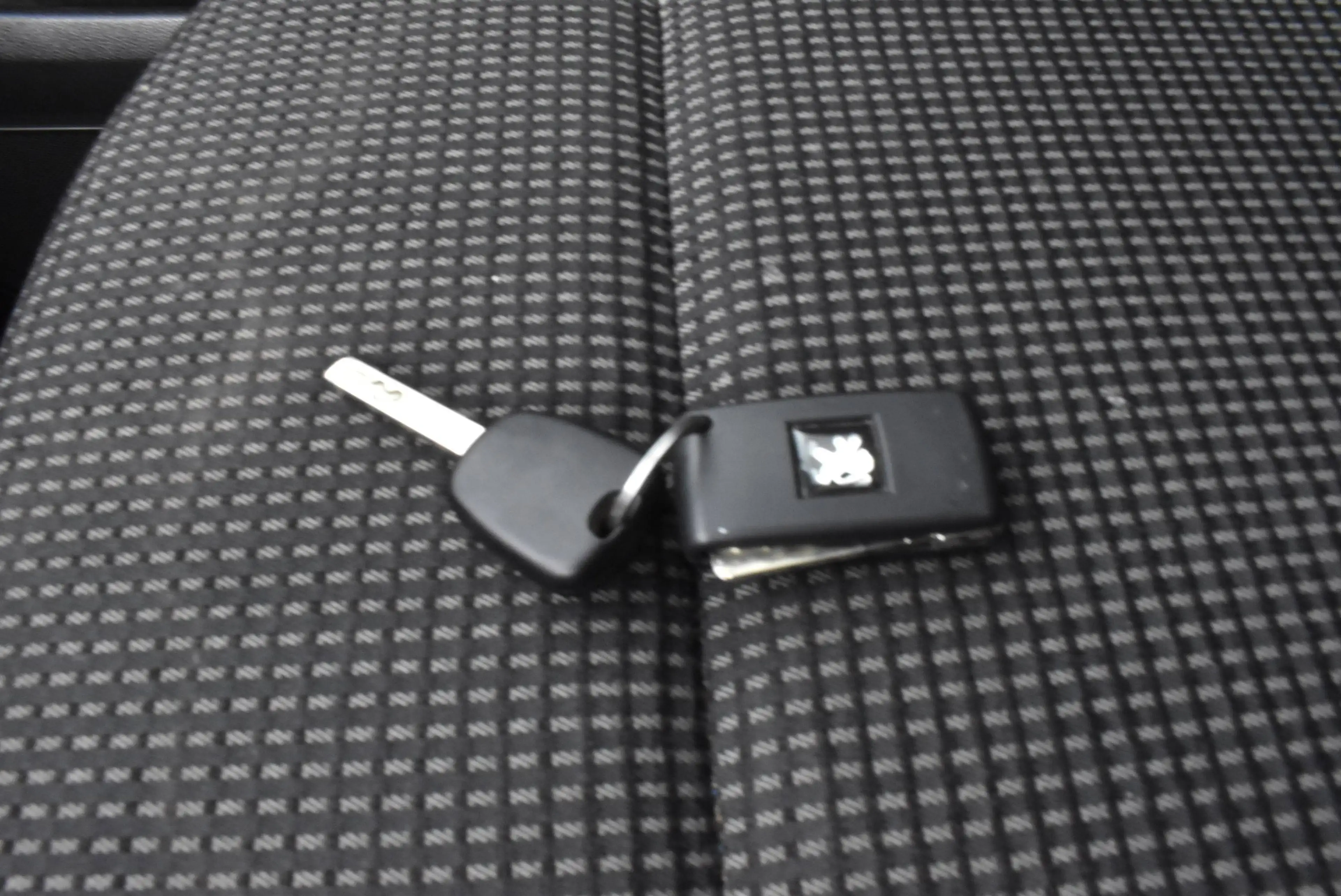 Peugeot Partner Tepee Outdoor 1.6 BlueHDi Airco/GPS/CarPlay/Pano — photo 14