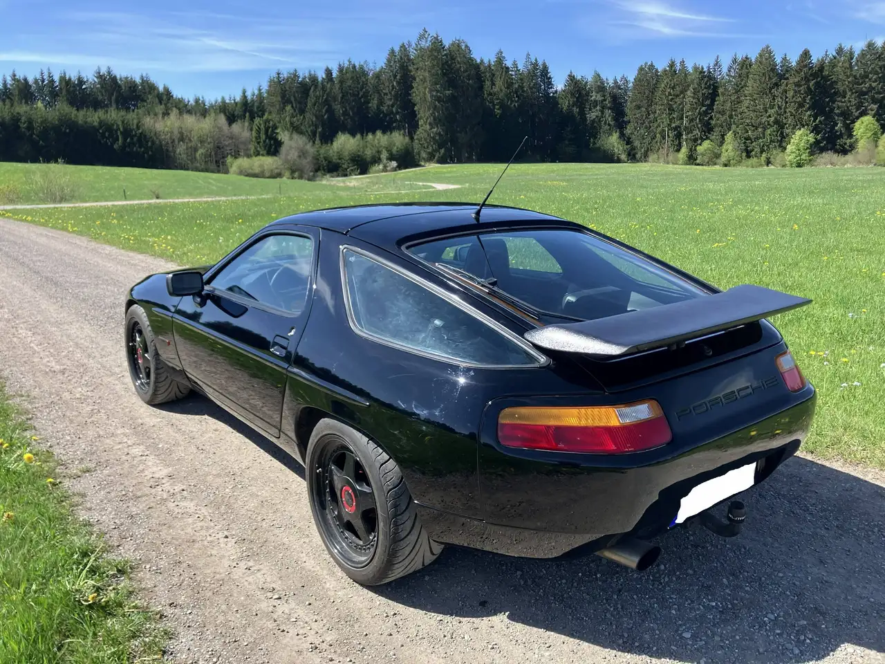 Porsche 928 S 4 Automatik AHK, H-Kennzeichen, foto 2