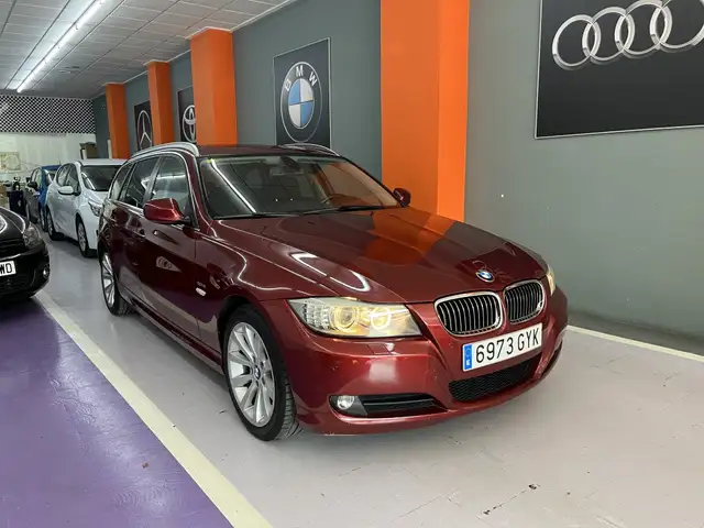 BMW 325 325i xDrive Touring
