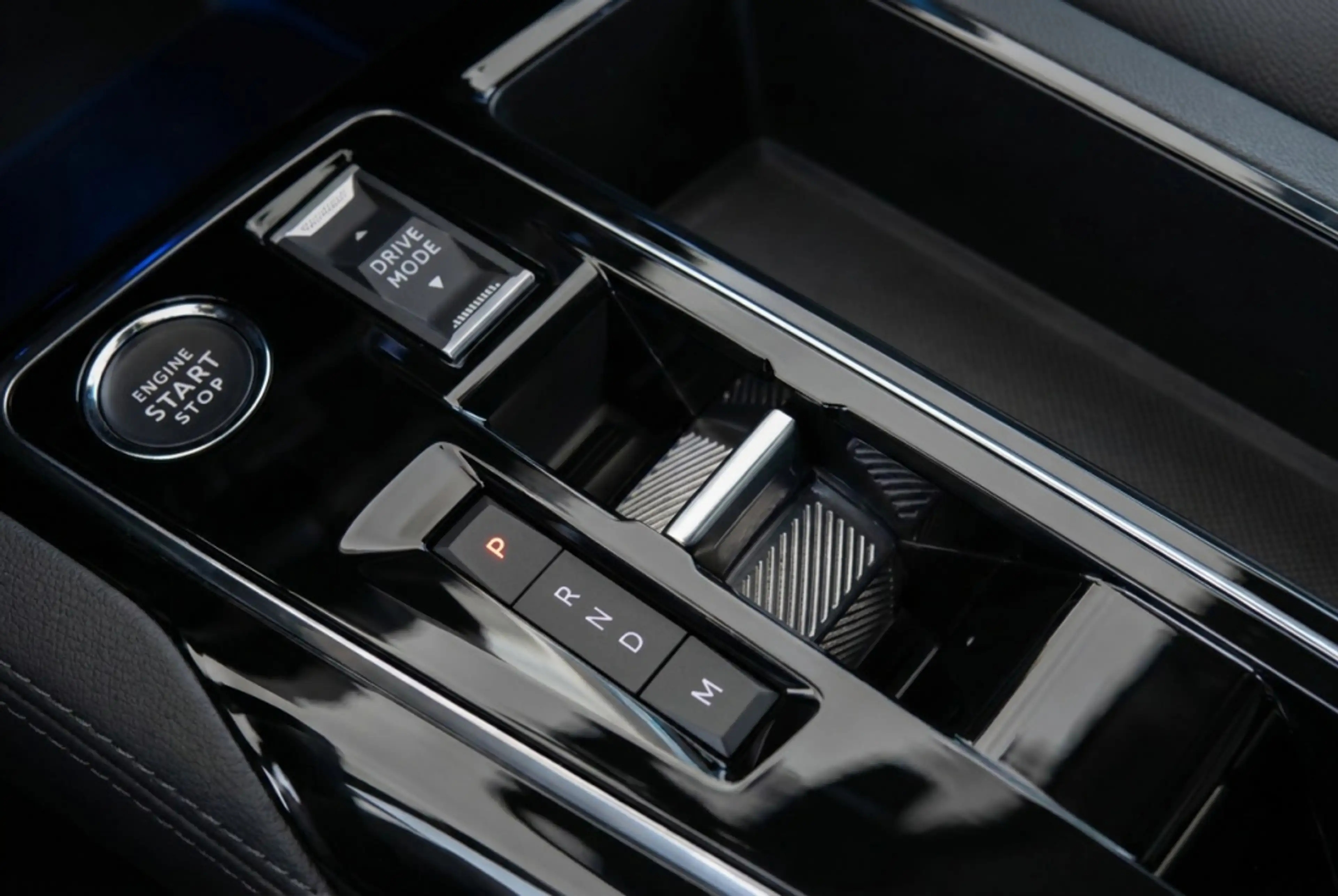 Peugeot 5008 1.2 Hybrid 145 GT 7 persoons | Massagestoelen | Me — photo 20