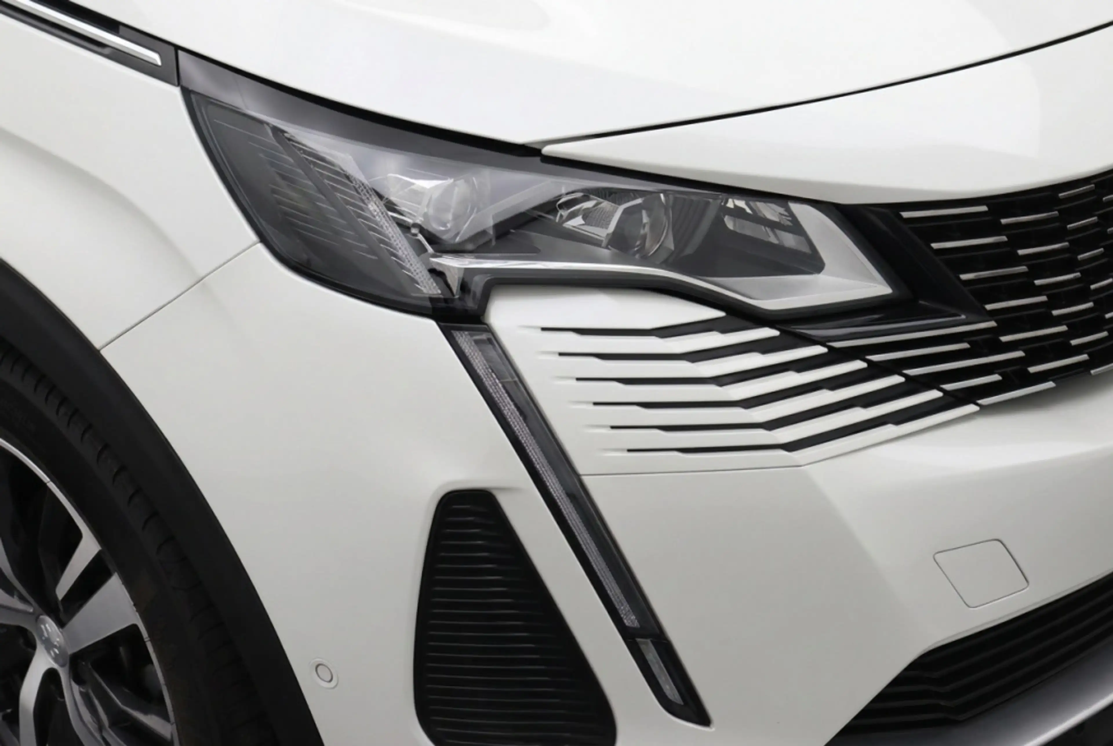 Peugeot 5008 1.2 Hybrid 145 GT 7 persoons | Massagestoelen | Me — photo 9