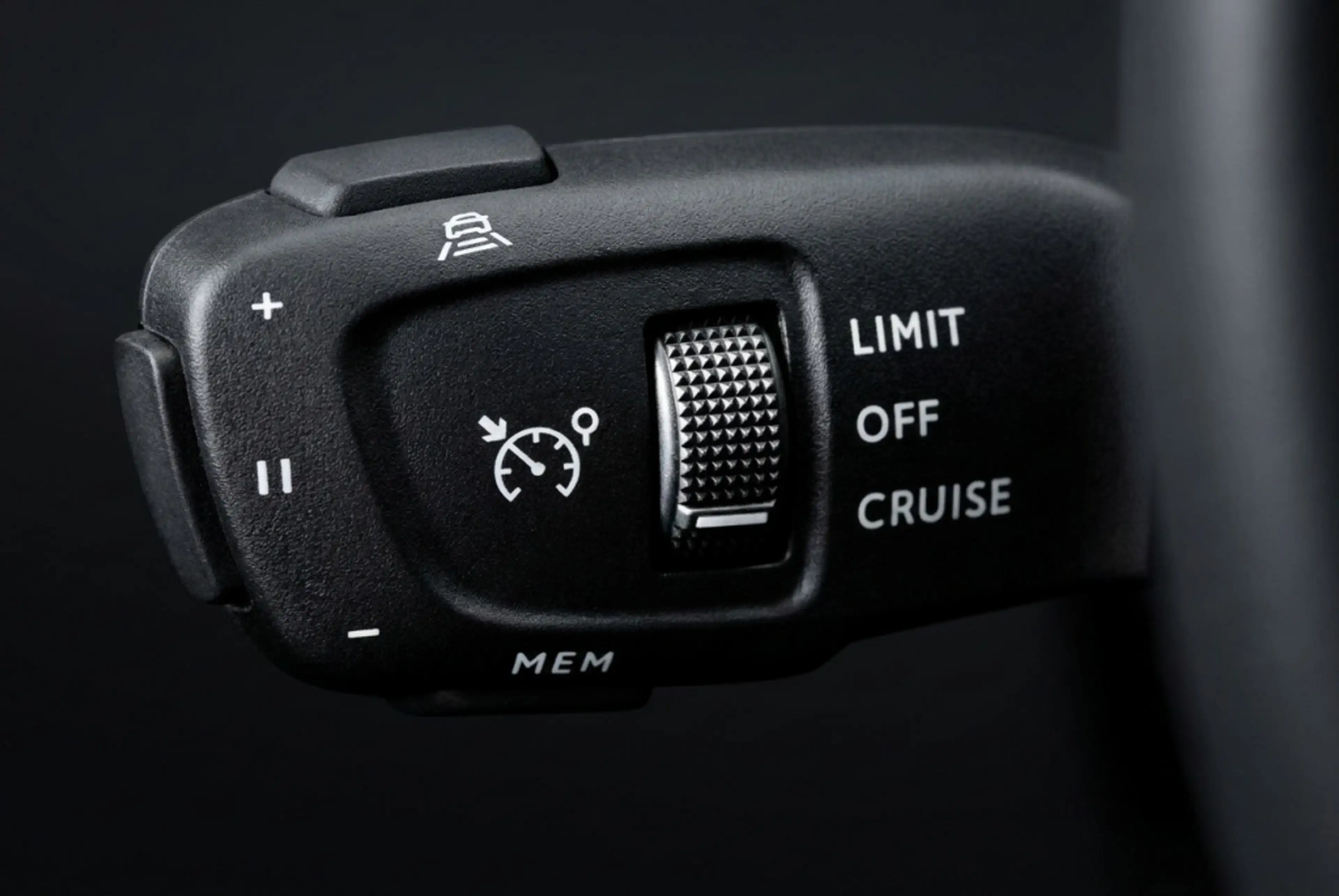 Peugeot 5008 1.2 Hybrid 145 GT 7 persoons | Massagestoelen | Me — photo 23