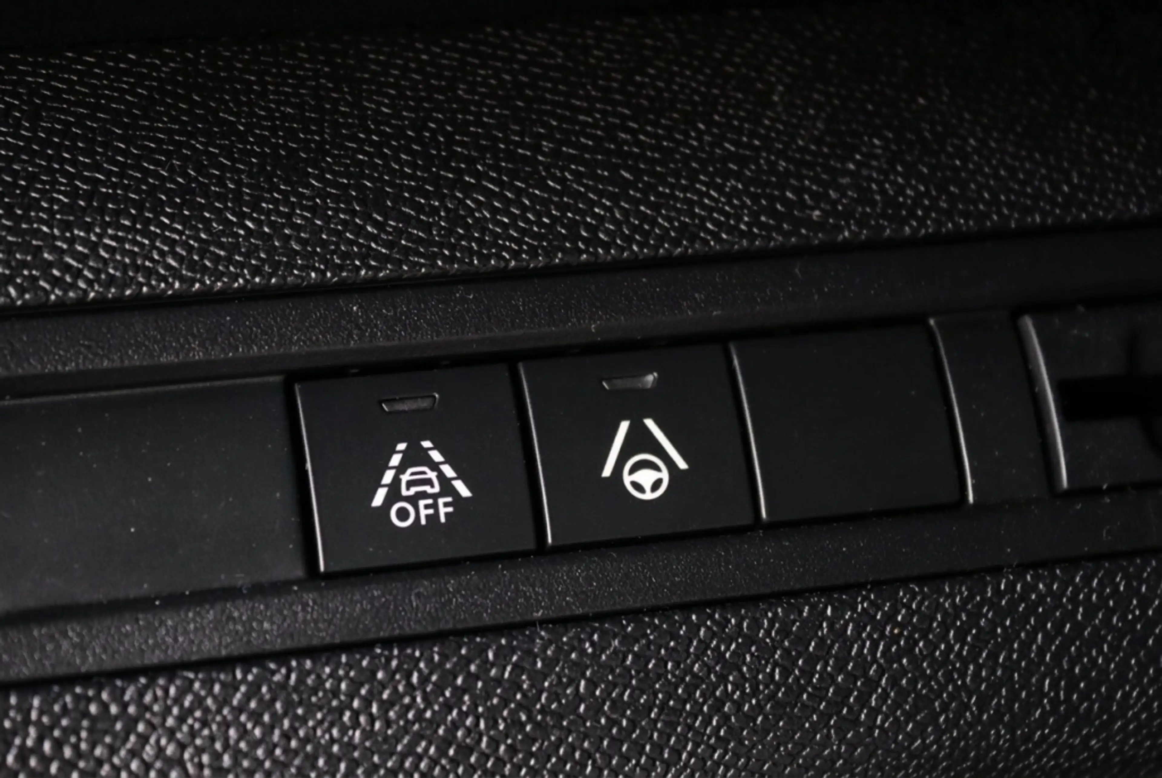 Peugeot 5008 1.2 Hybrid 145 GT 7 persoons | Massagestoelen | Me — photo 25