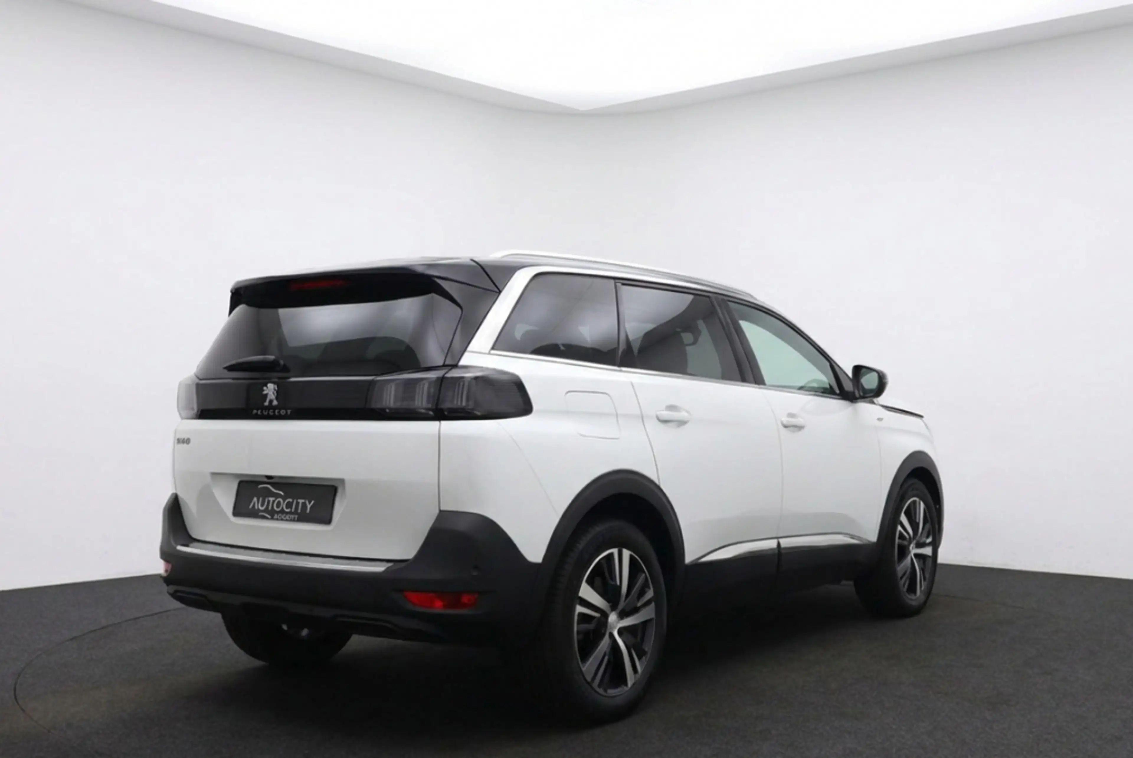 Peugeot 5008 1.2 Hybrid 145 GT 7 persoons | Massagestoelen | Me — photo 3