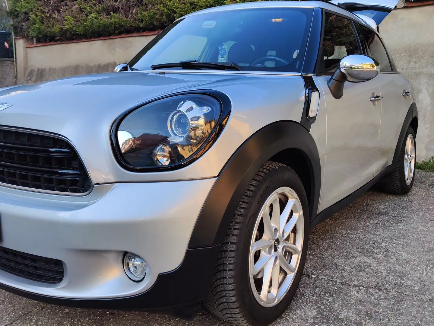 MINI Cooper D Countryman Euro6-MOTORE NUOVO in Garanzia-LEGGERE DESCRIZIONE Grigio - 2