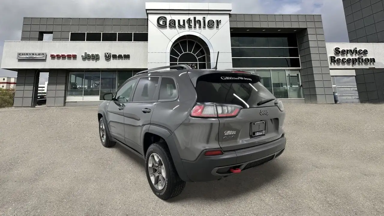 Jeep Cherokee снимка Jeep Cherokee