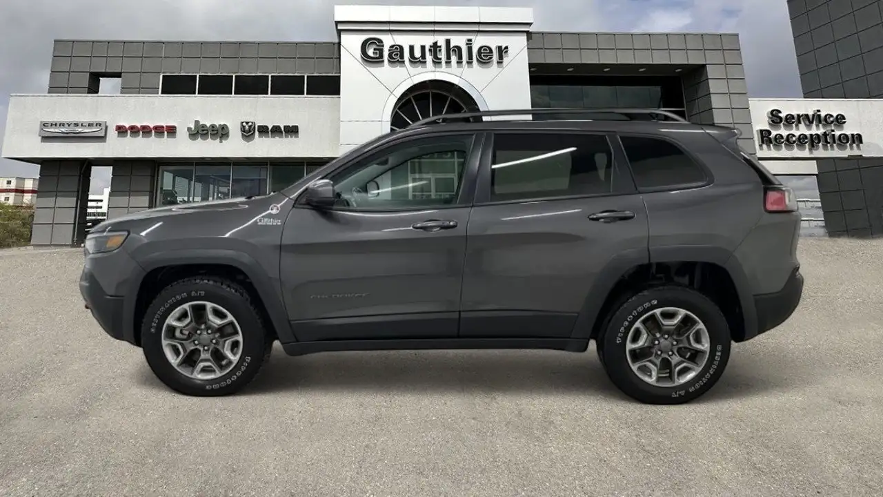 Jeep Cherokee снимка Jeep Cherokee