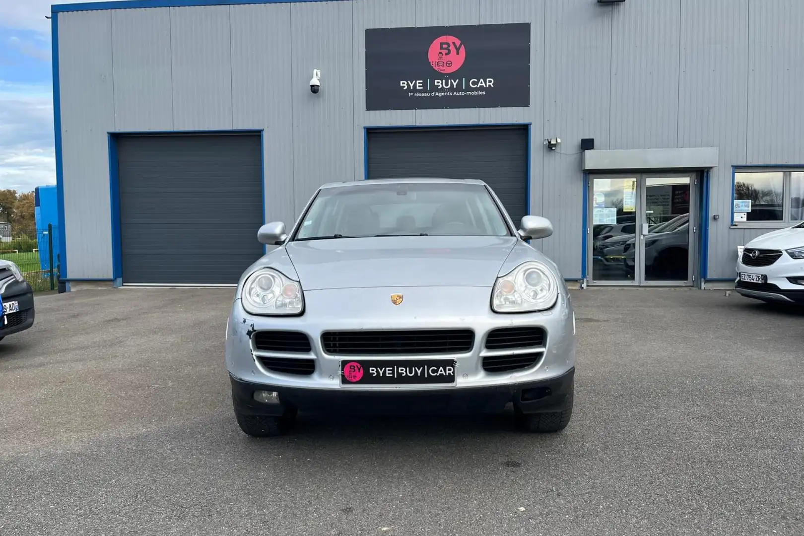 Porsche Cayenne Cayenne 4.5i V8 340CH BVA Tiptronic 2003 S GARANTIE 12 MOIS Gris - 2